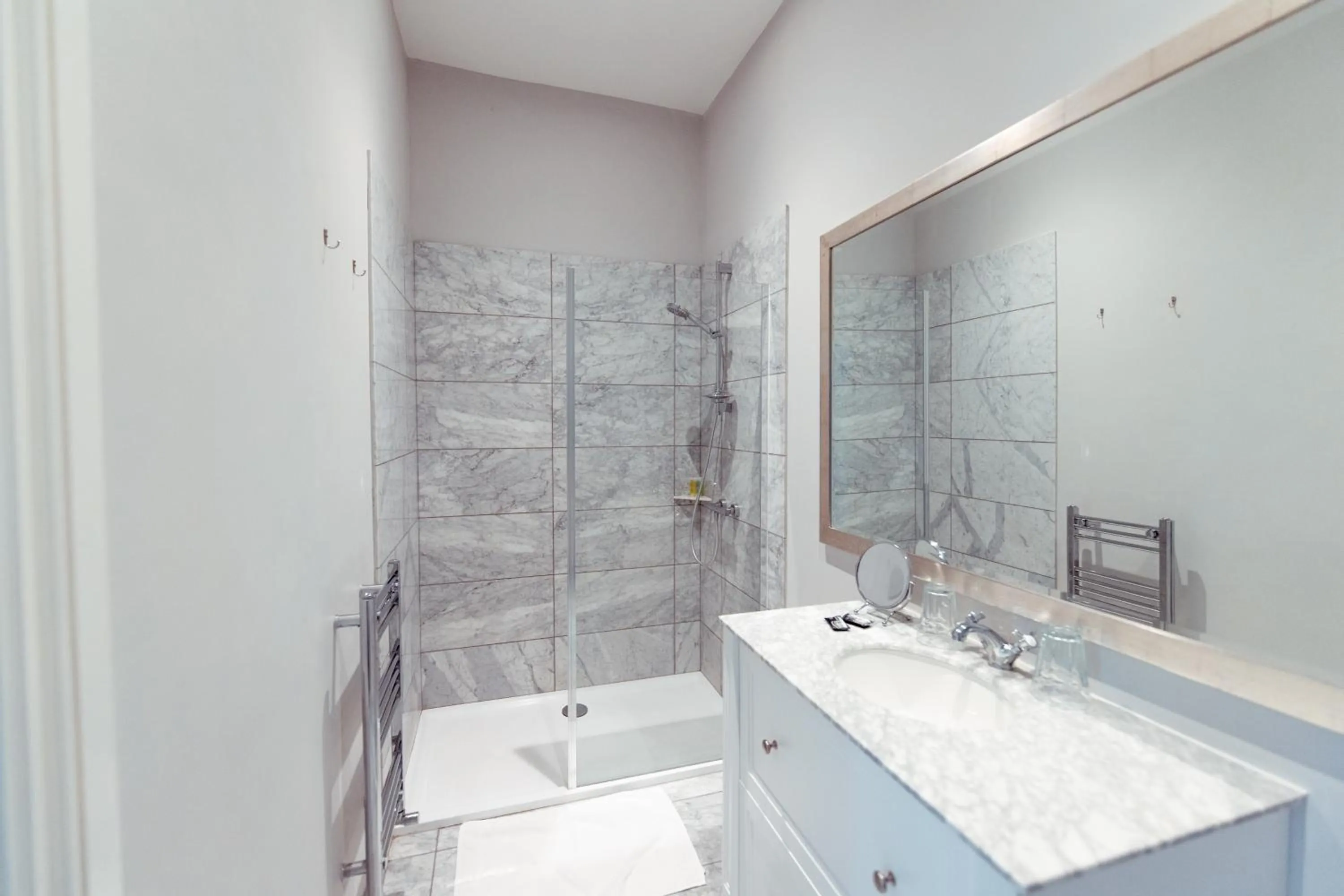 The Chatsworth Hotel