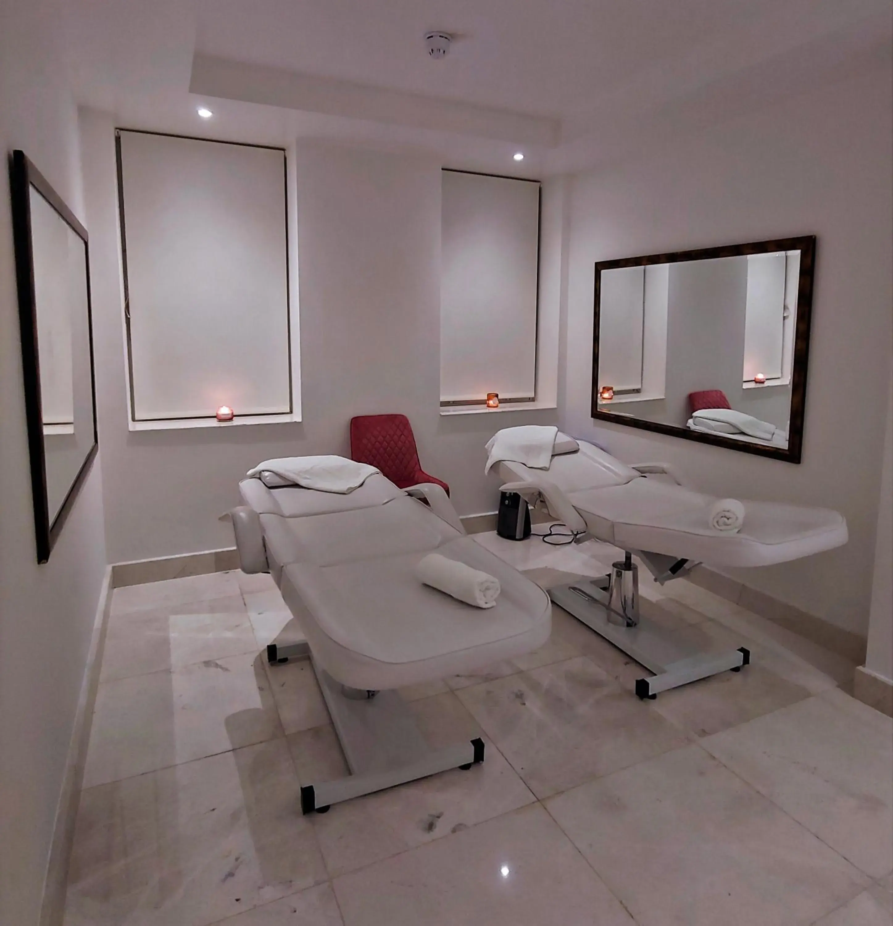 Spa and wellness centre/facilities in The Chatsworth Hotel Spa and wellness centre/facilities in The Chatsworth Hotel