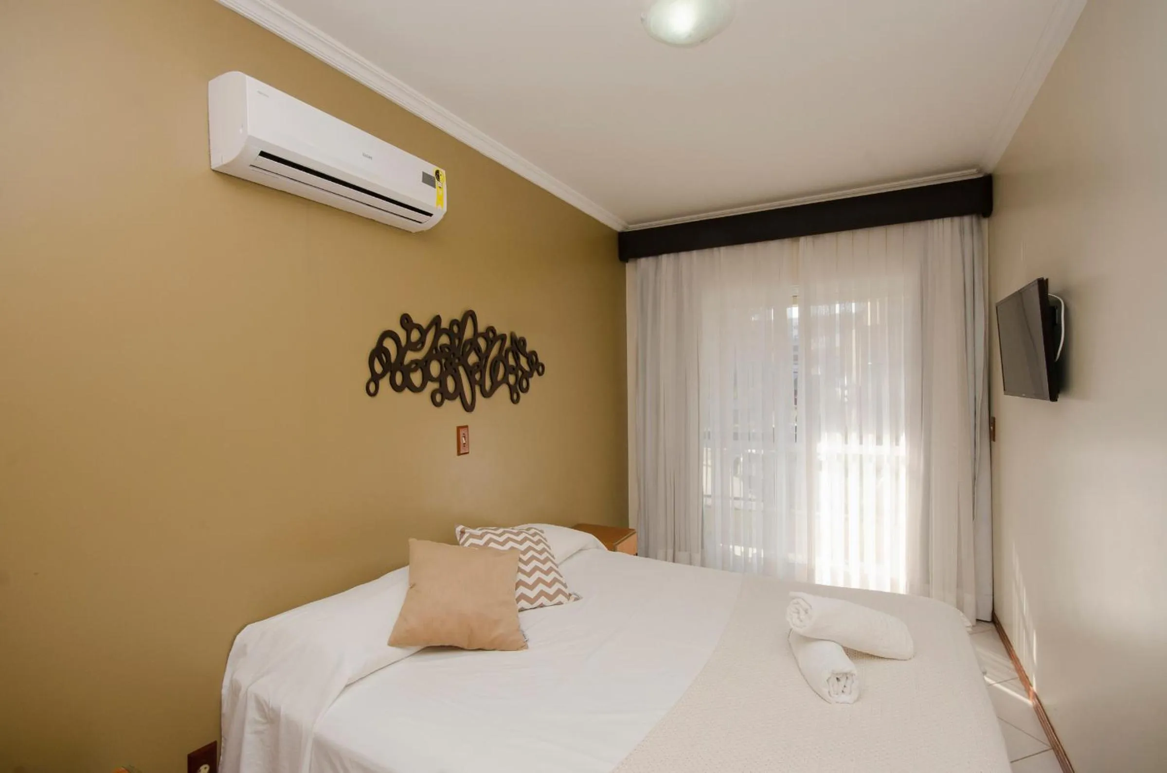 Bedroom, Bed in Pousada Garatéia