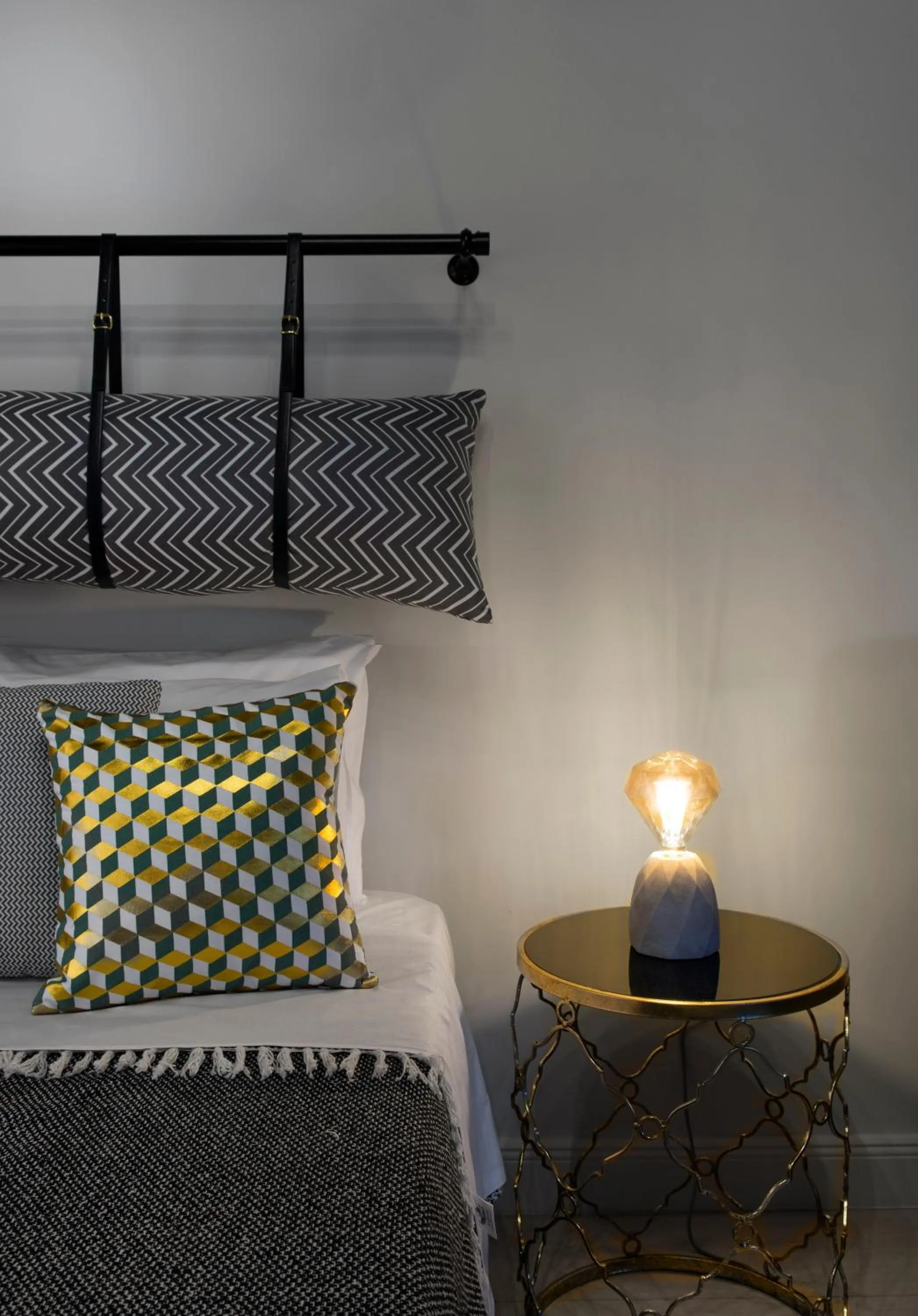 Bed in Rocks Republic