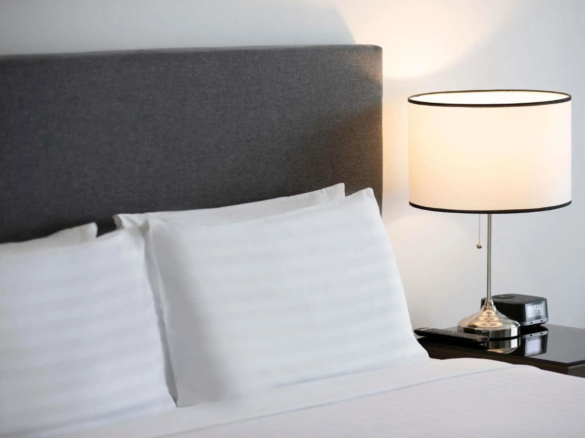 Bedroom, Bed in The Sebel Melbourne Kew