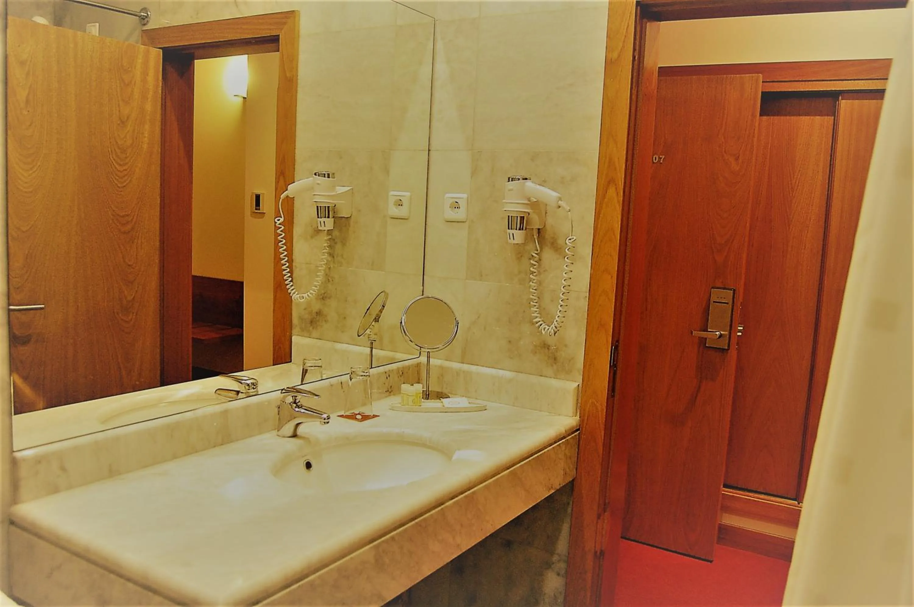 Bathroom in Quinta do Louredo Hotel