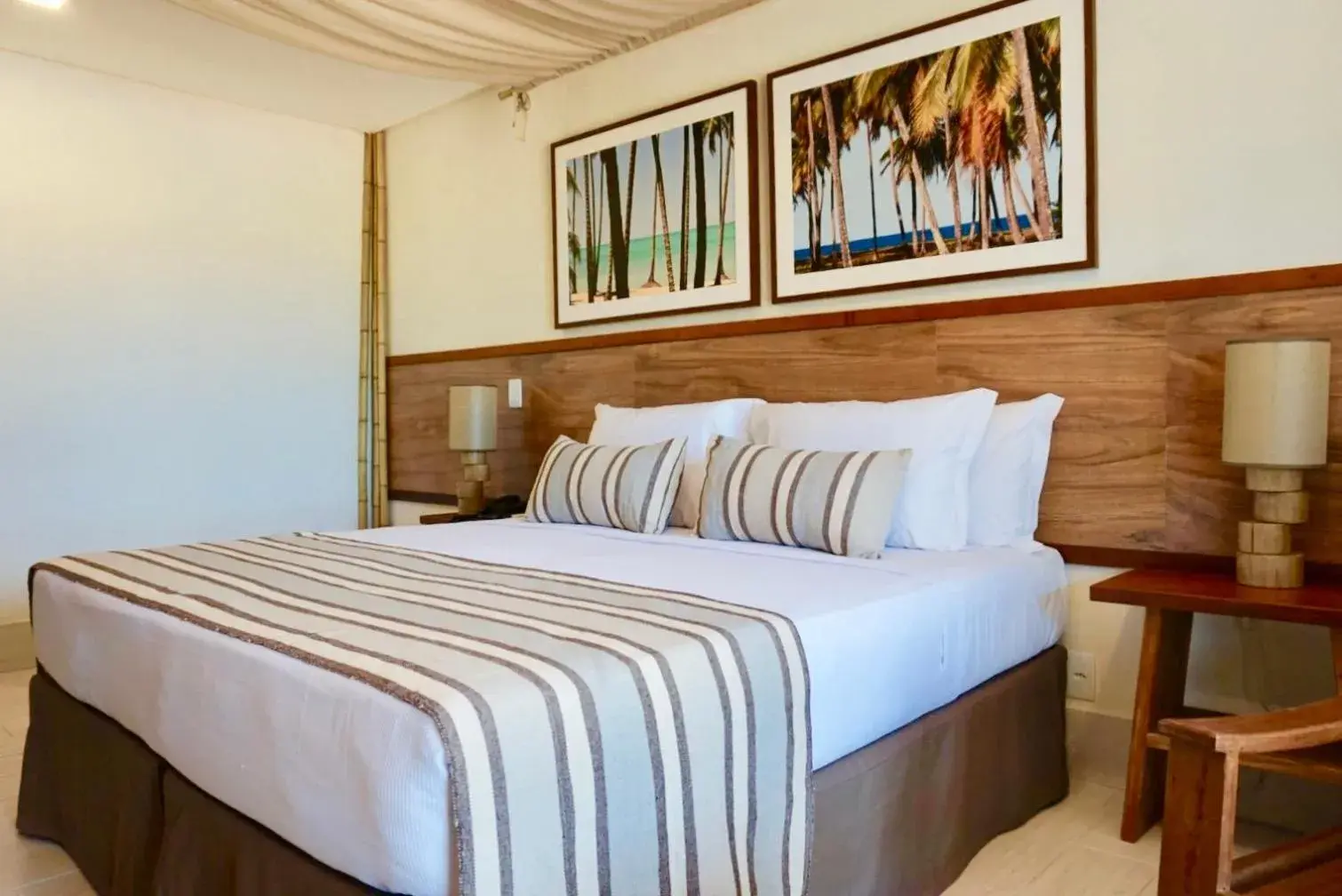 Superior Quadruple Room in Samoa Beach Resort Superior Quadruple Room in Samoa Beach Resort