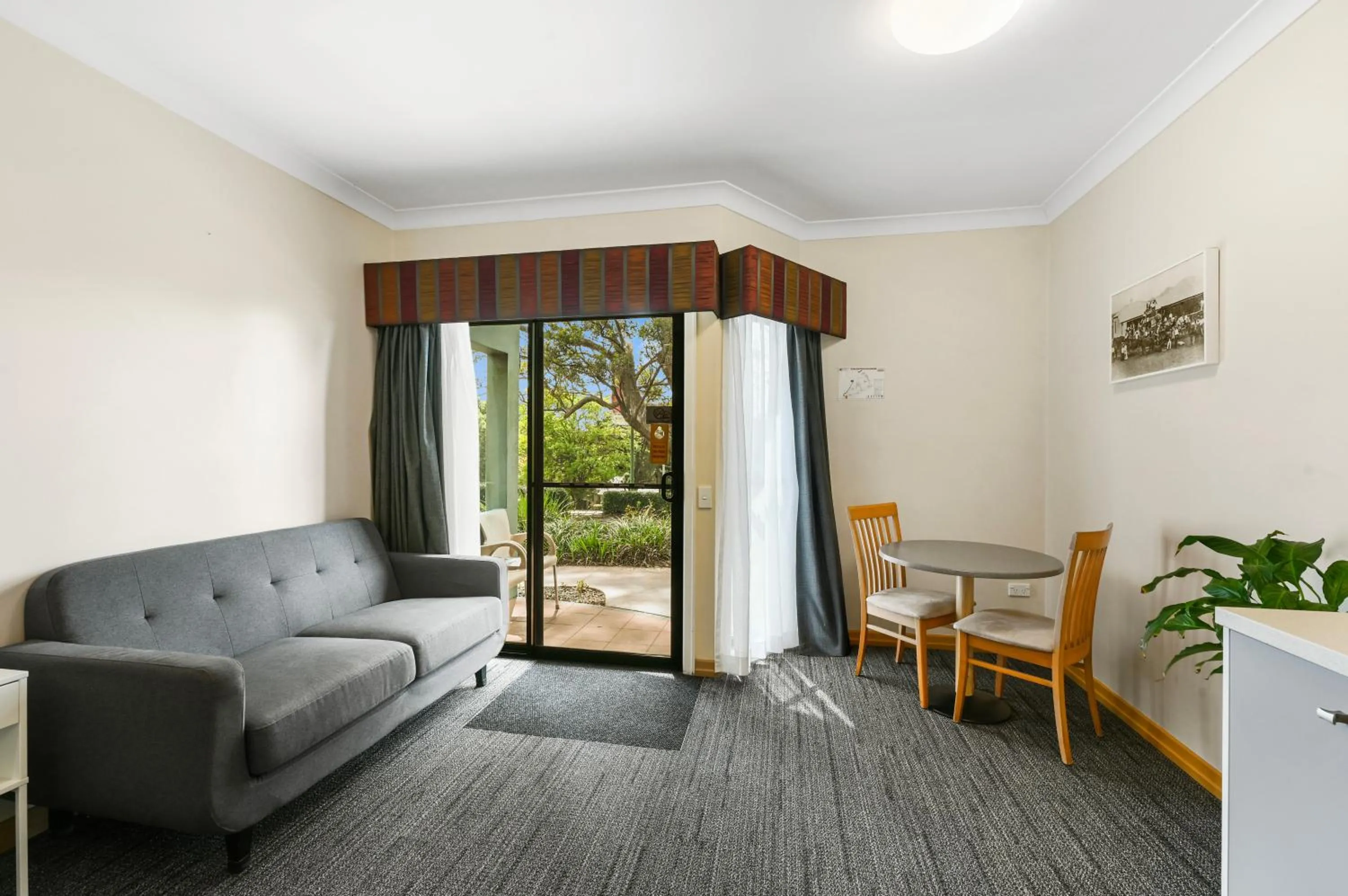 Eastgate on the Range Motel