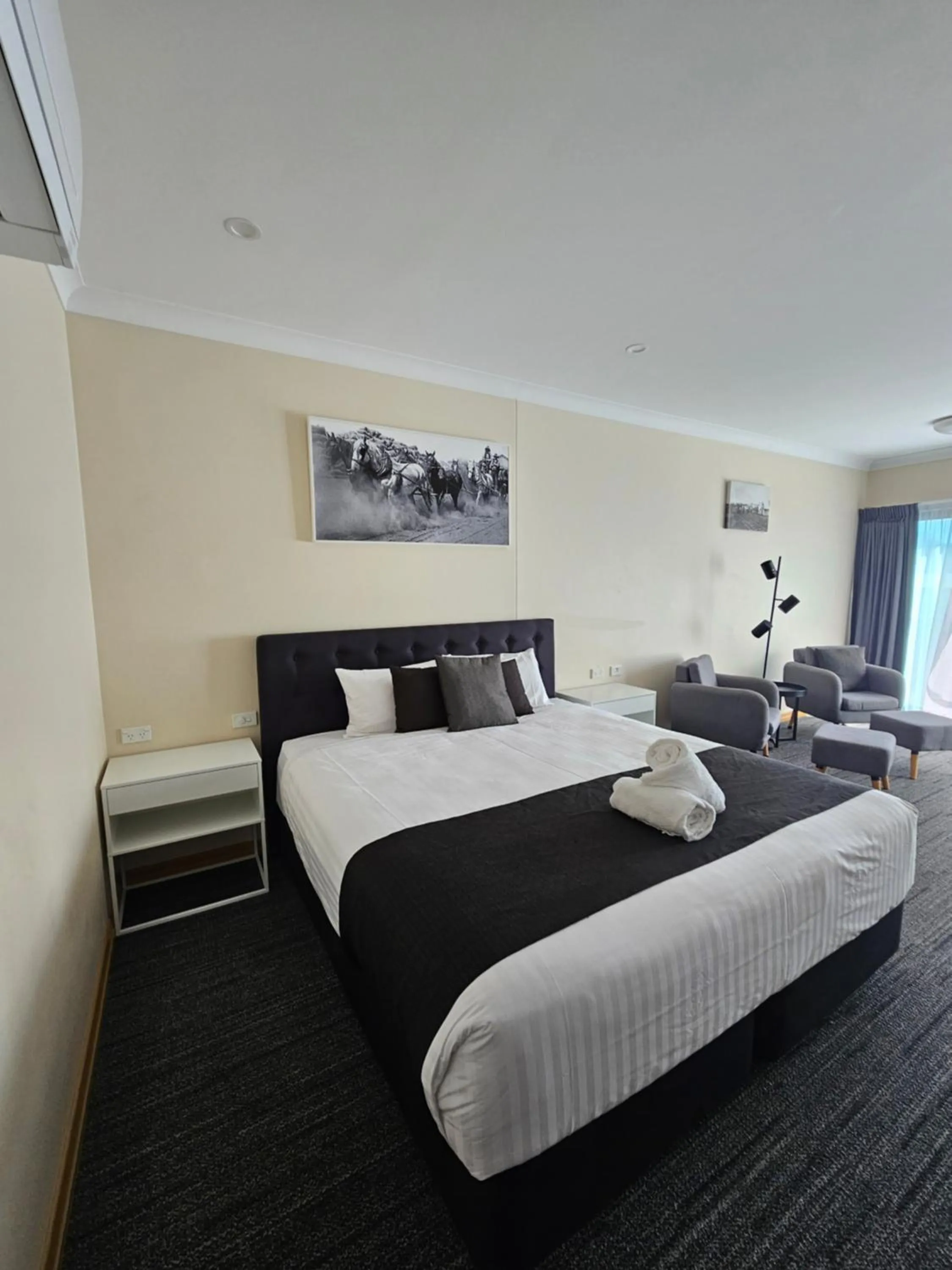 Bed in Eastgate on the Range Motel