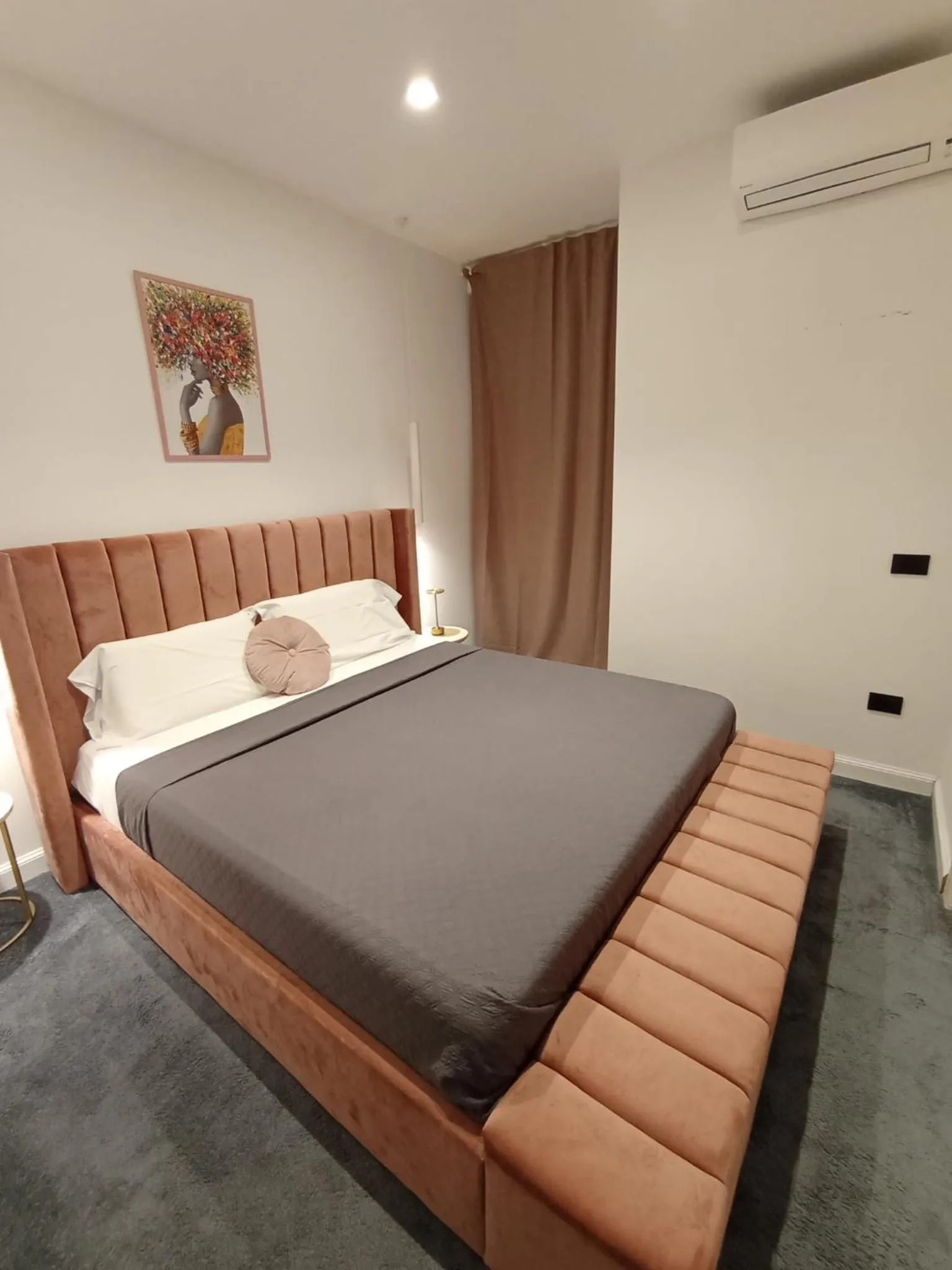 Bedroom, Bed in Tiffany & Babylon Luxury Stay