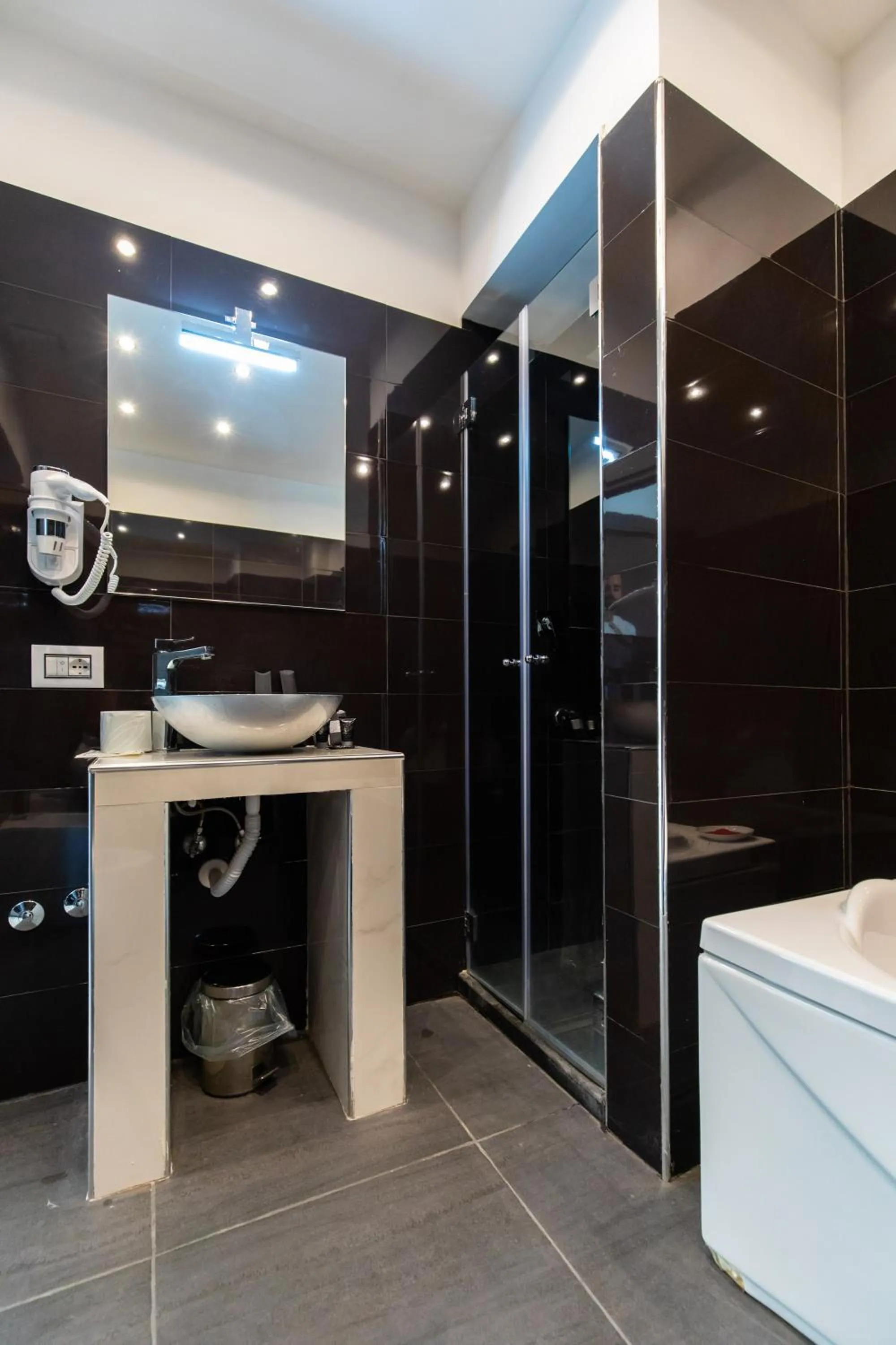 Bathroom in Tiffany & Babylon Luxury Stay