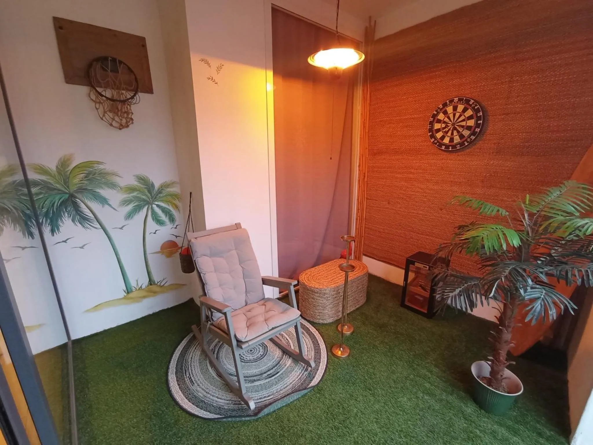 Decorative detail in Tiffany & Babylon Luxury Stay