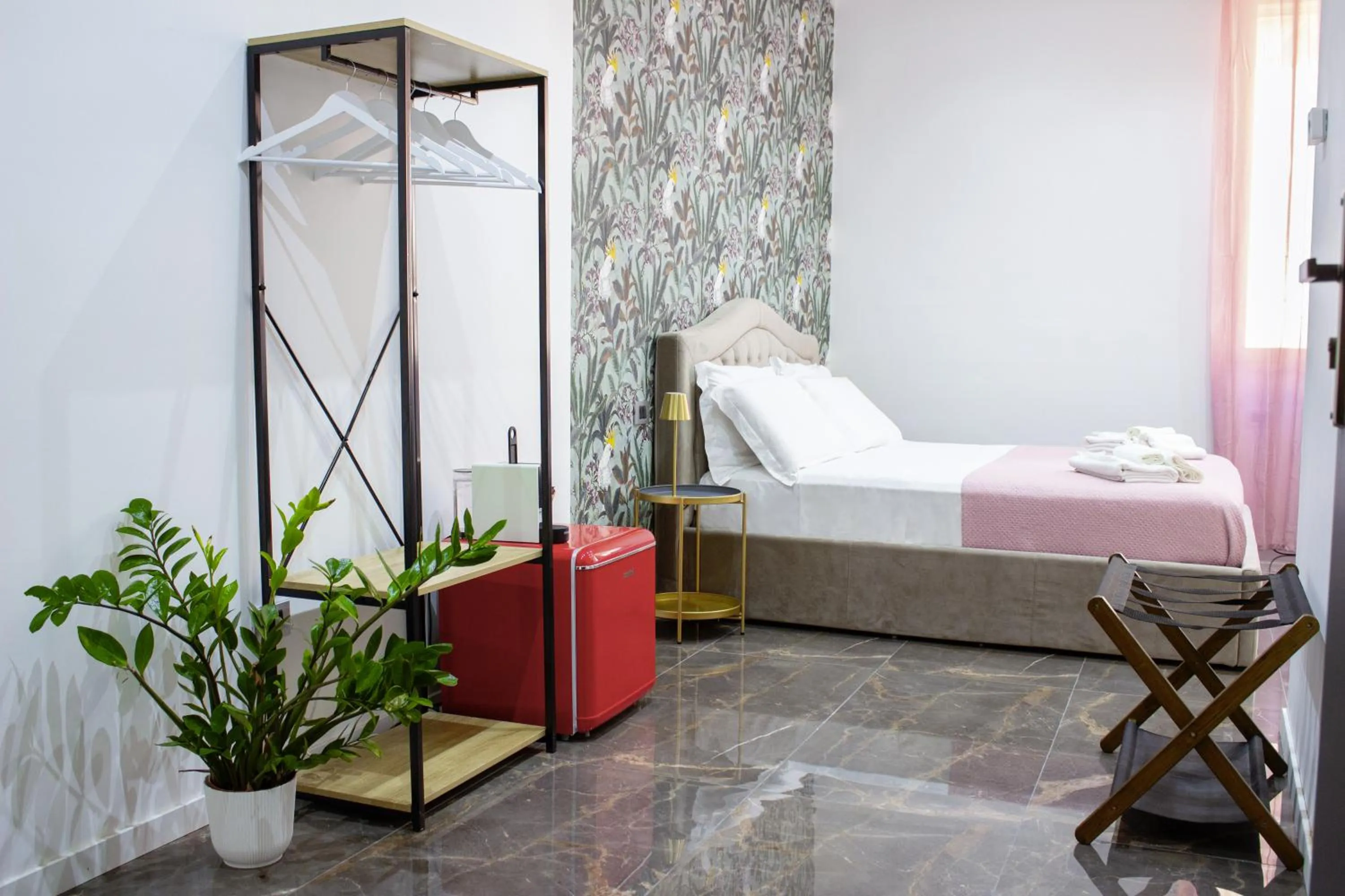 Photo of the whole room, Bed in Tiffany & Babylon Luxury Stay