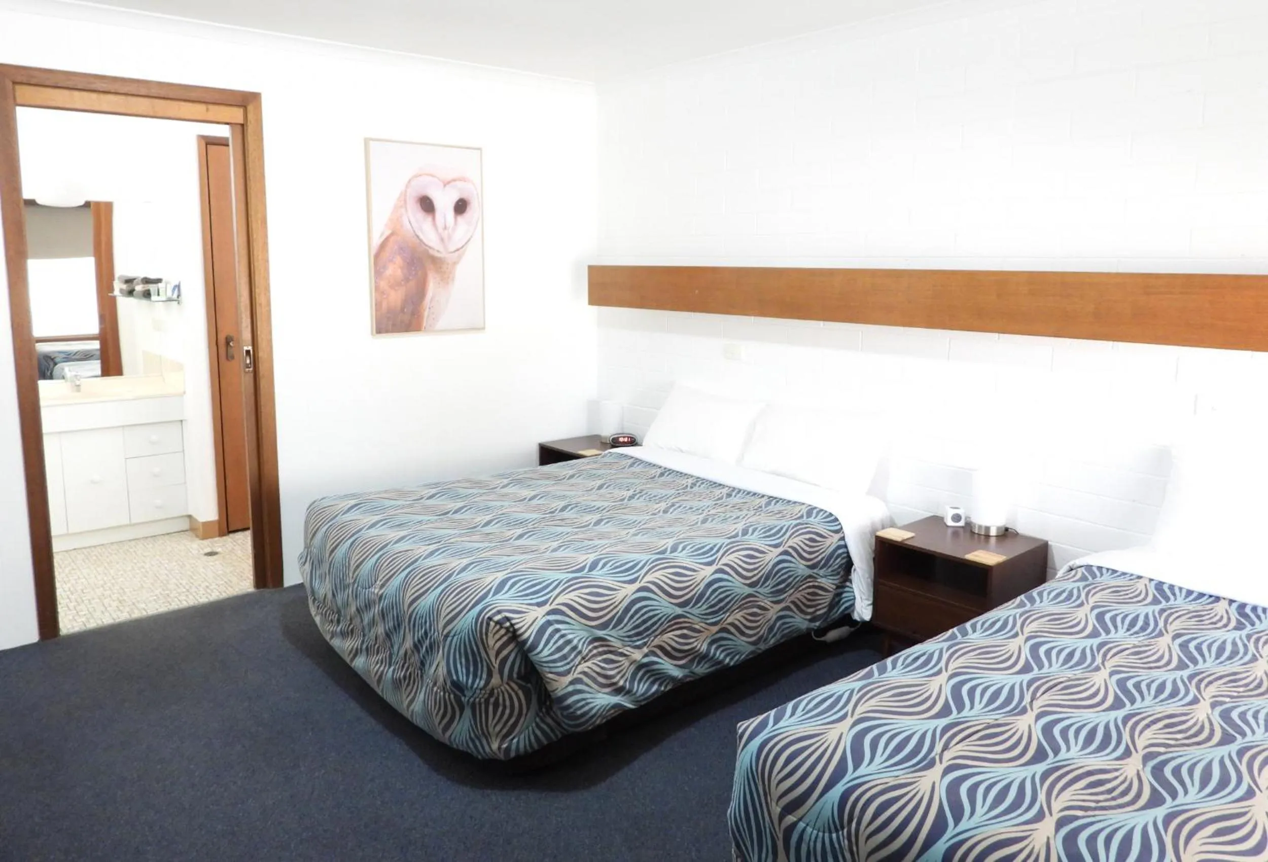 Bed in Orana Motor Inn