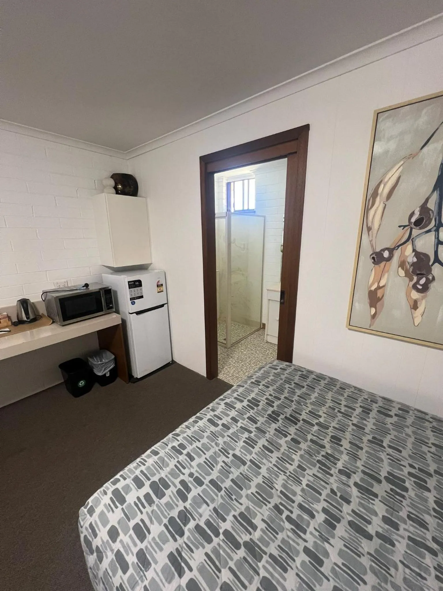 Bed in Orana Motor Inn