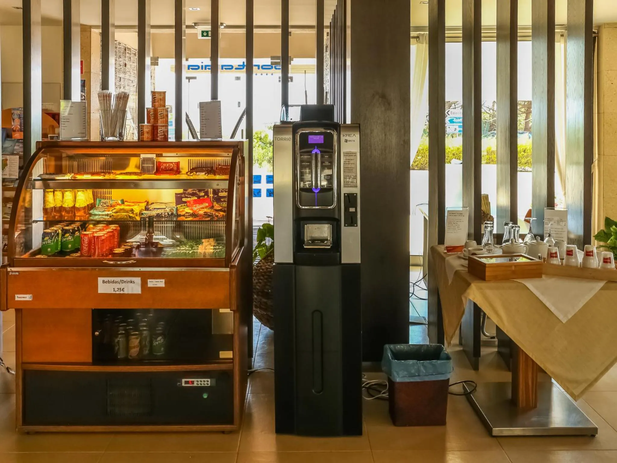 Lobby or reception in Pontalaia Apartamentos Turísticos