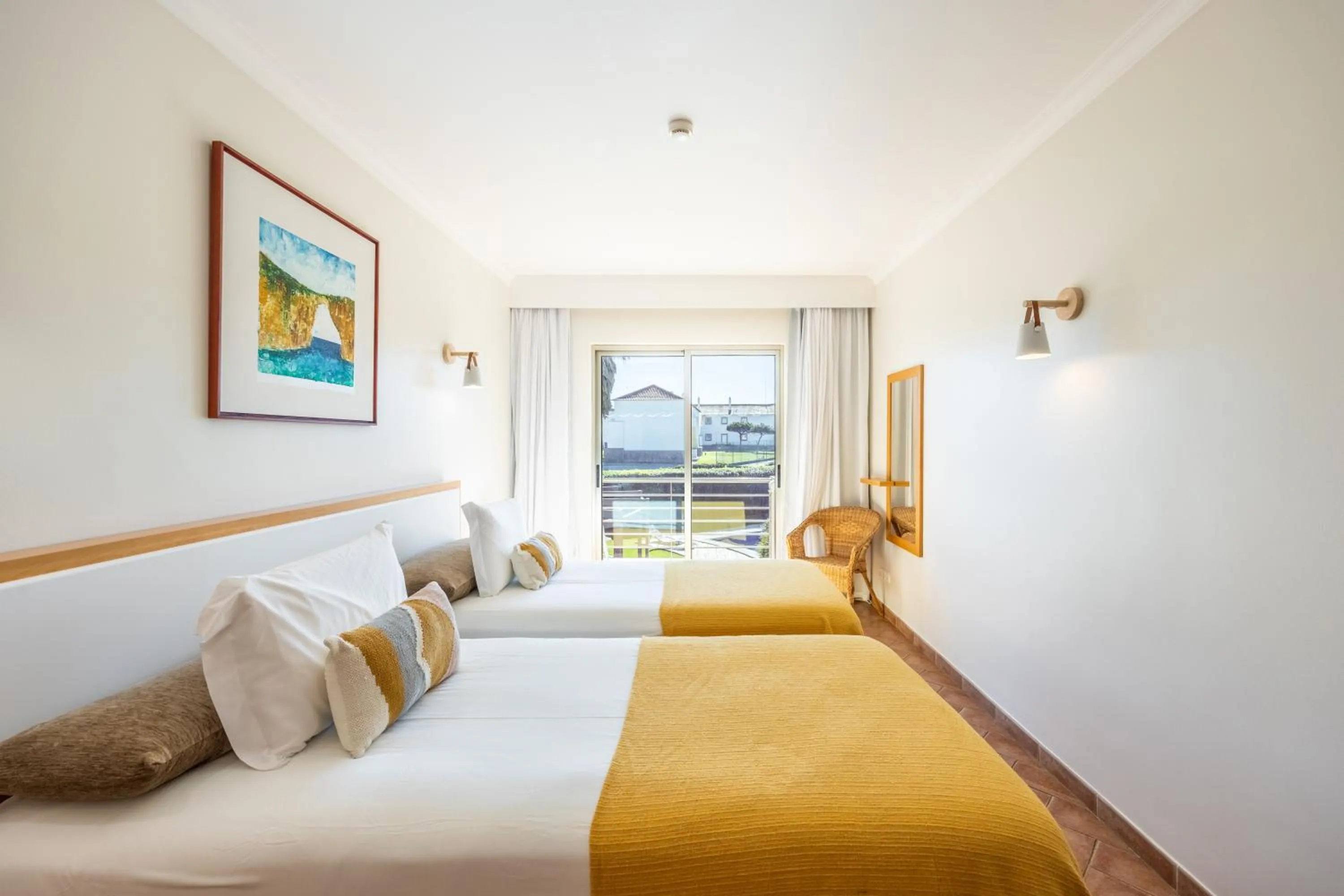 Bed in Pontalaia Apartamentos Turísticos