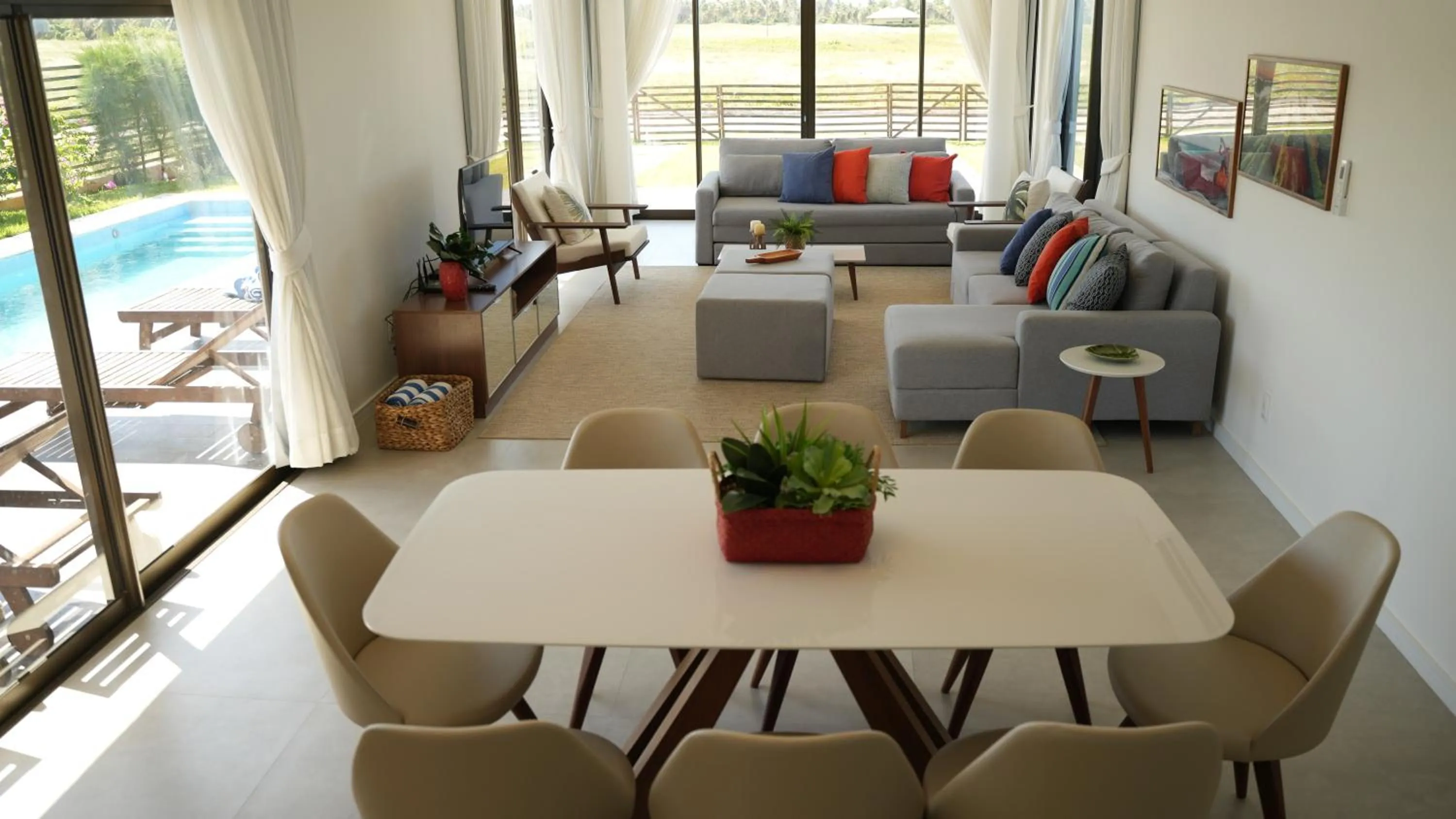 Living room in The Coral Beach Resort by Atlantica