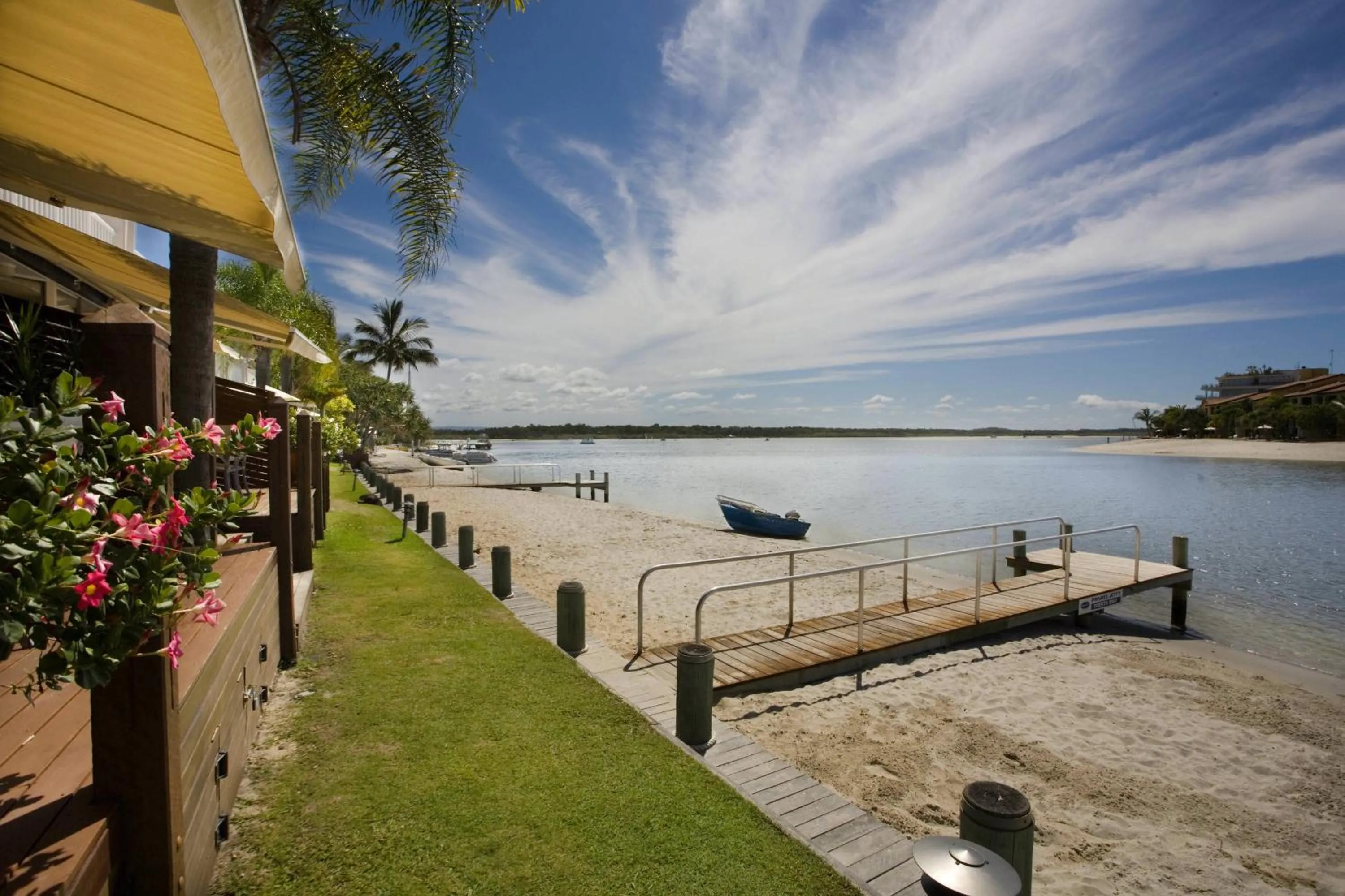 Skippers Cove Waterfront Resort