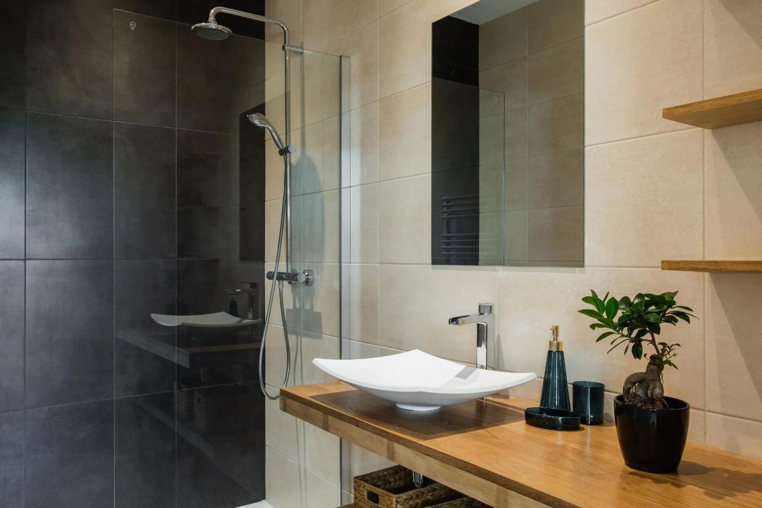 Bathroom in DIFY Lumière - Masséna