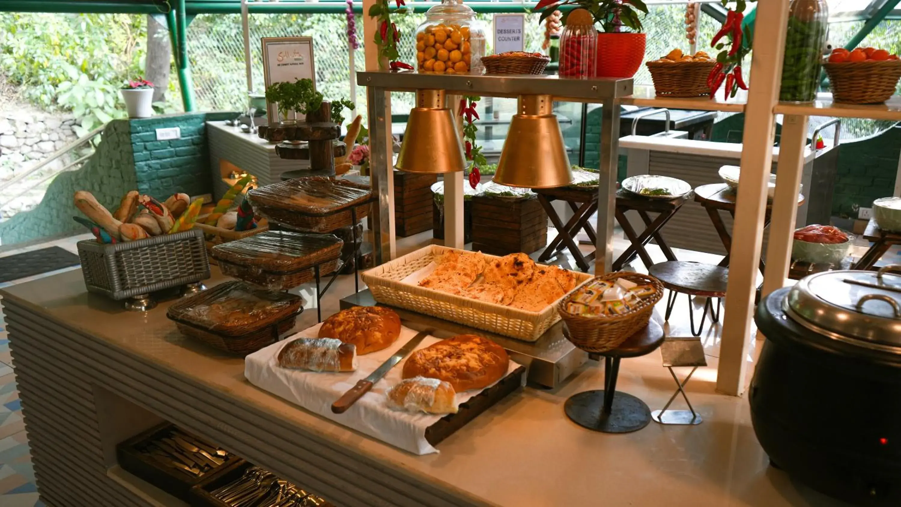 Restaurant/places to eat in The Solluna Resort Restaurant/places to eat in The Solluna Resort