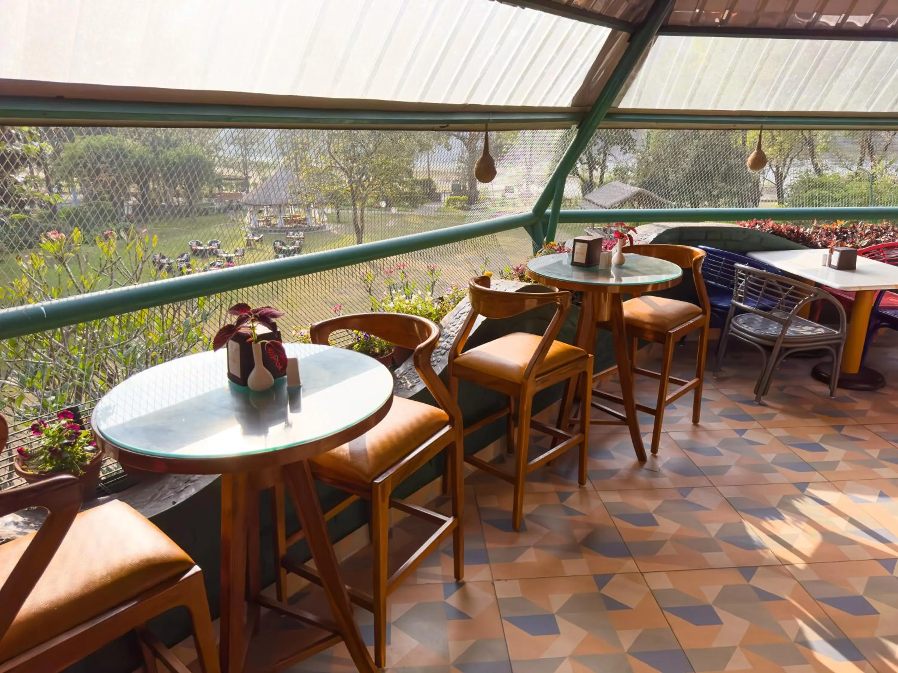 Restaurant/places to eat in The Solluna Resort