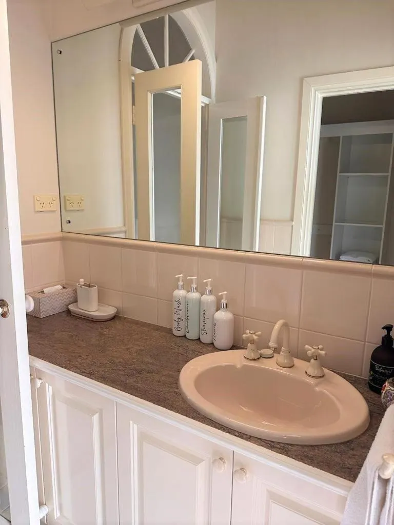 Brice Hill Country Lodge