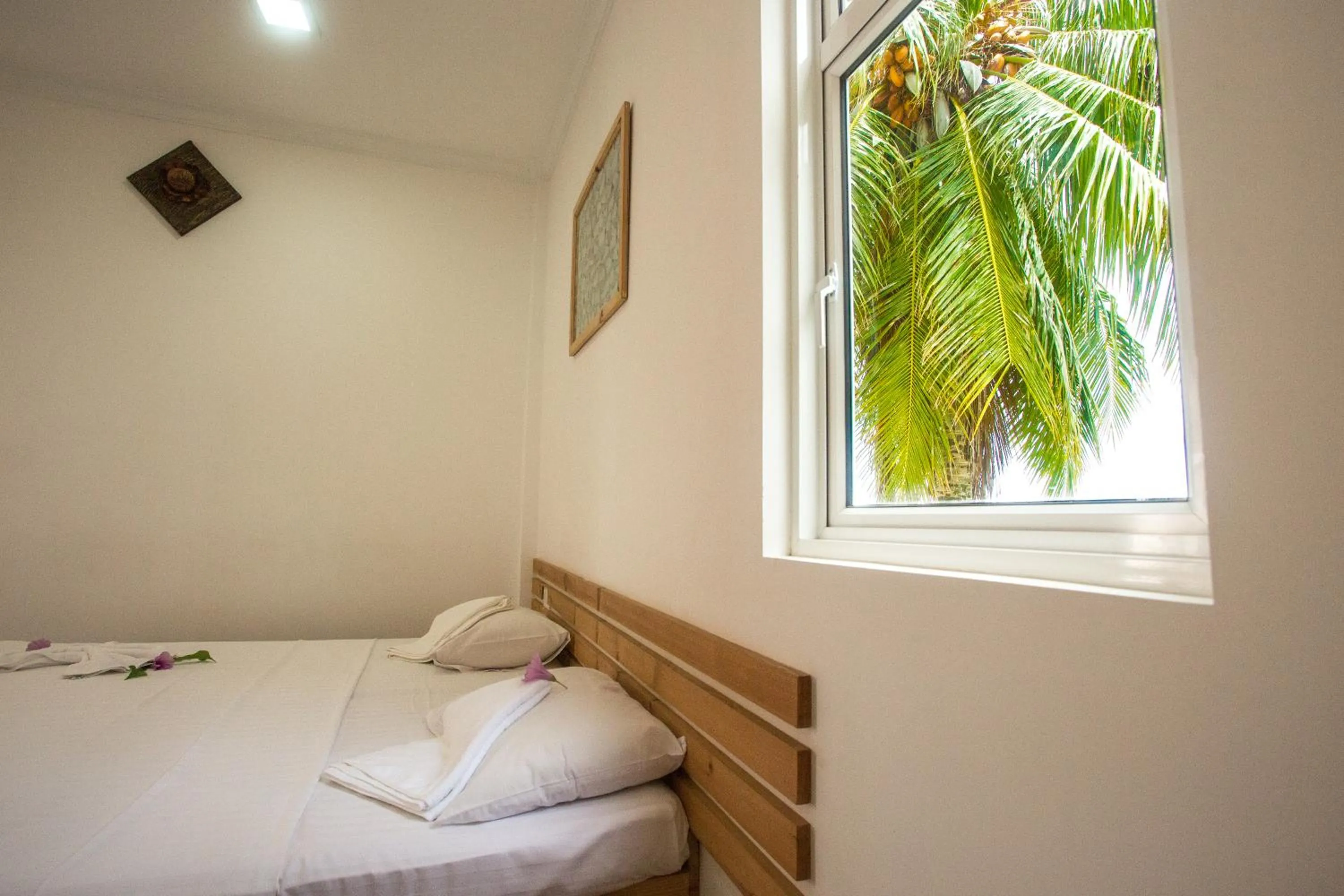 Bedroom, Bed in Faza View Inn, Maafushi