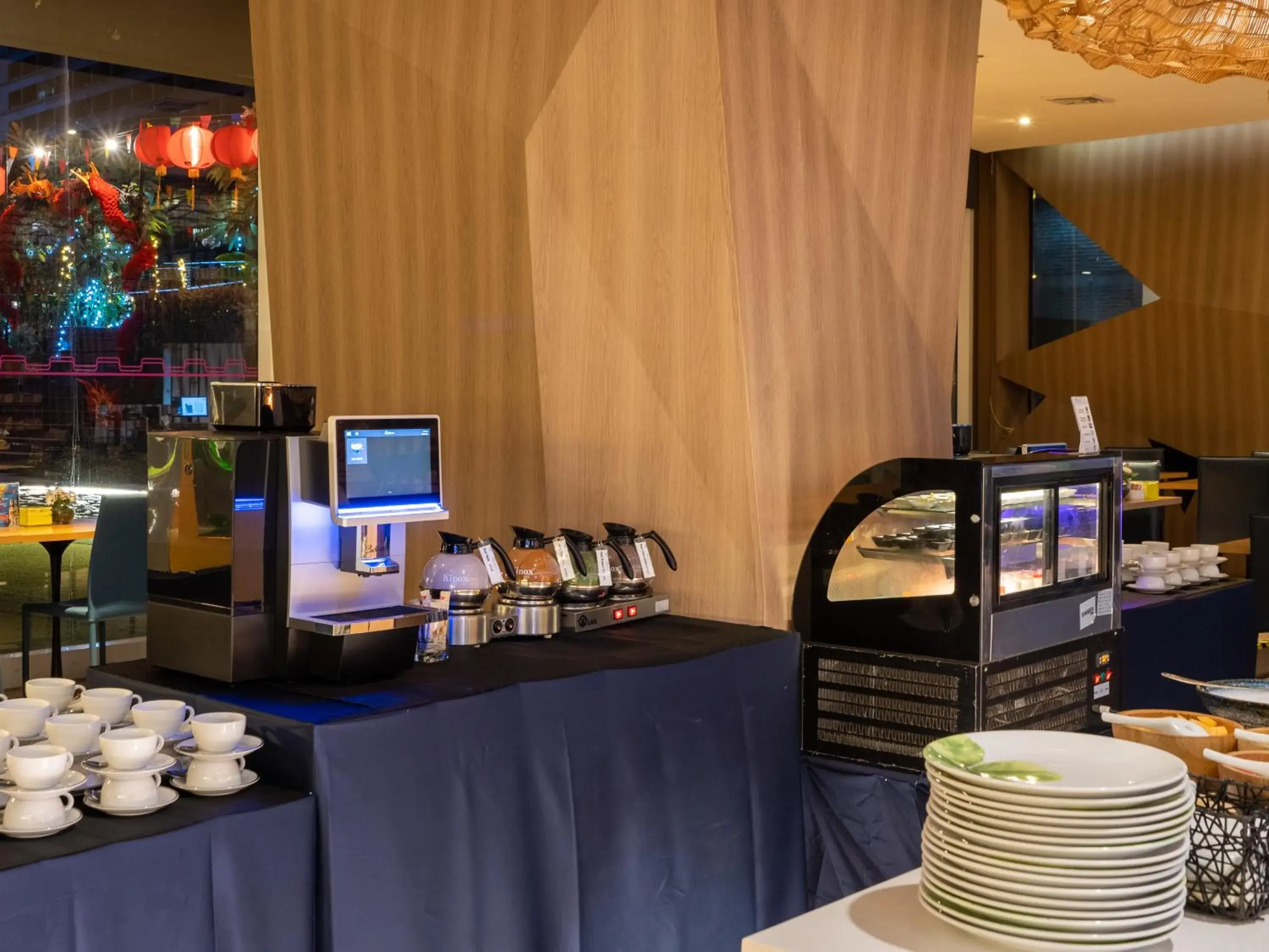 Restaurant/places to eat in VELA Dhi GLOW Pratunam Restaurant/places to eat in VELA Dhi GLOW Pratunam