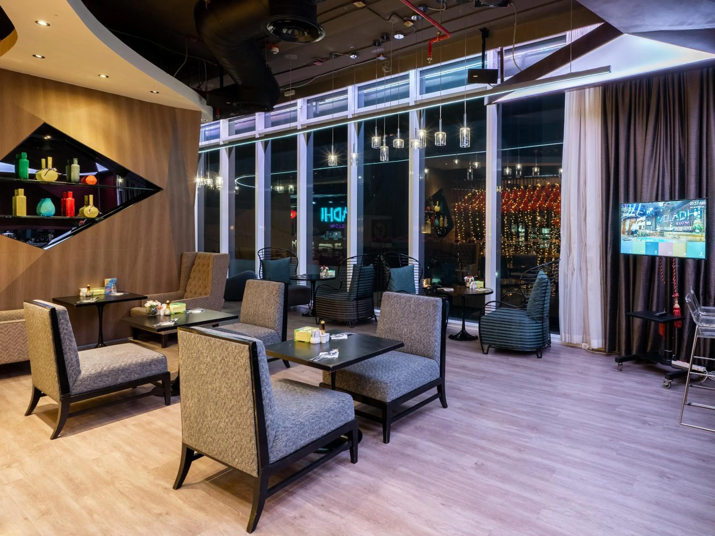 Lounge or bar in VELA Dhi GLOW Pratunam