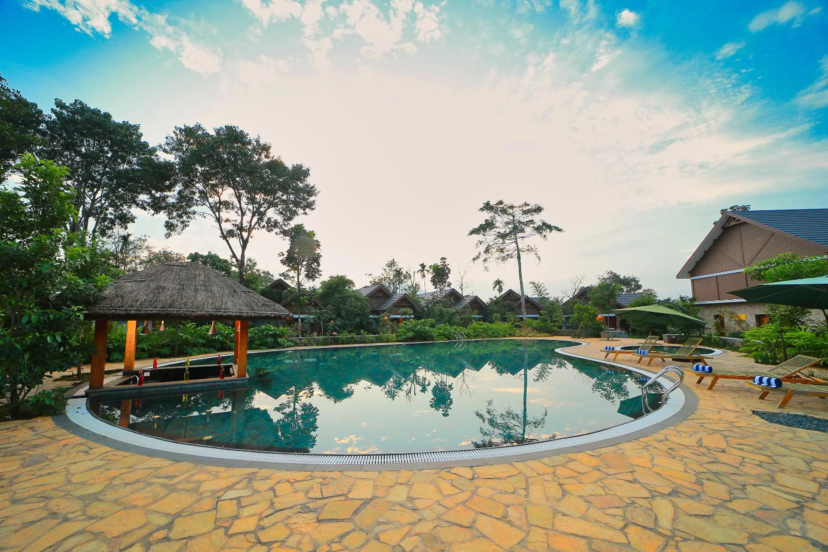 Swimming pool in Morickap Resort