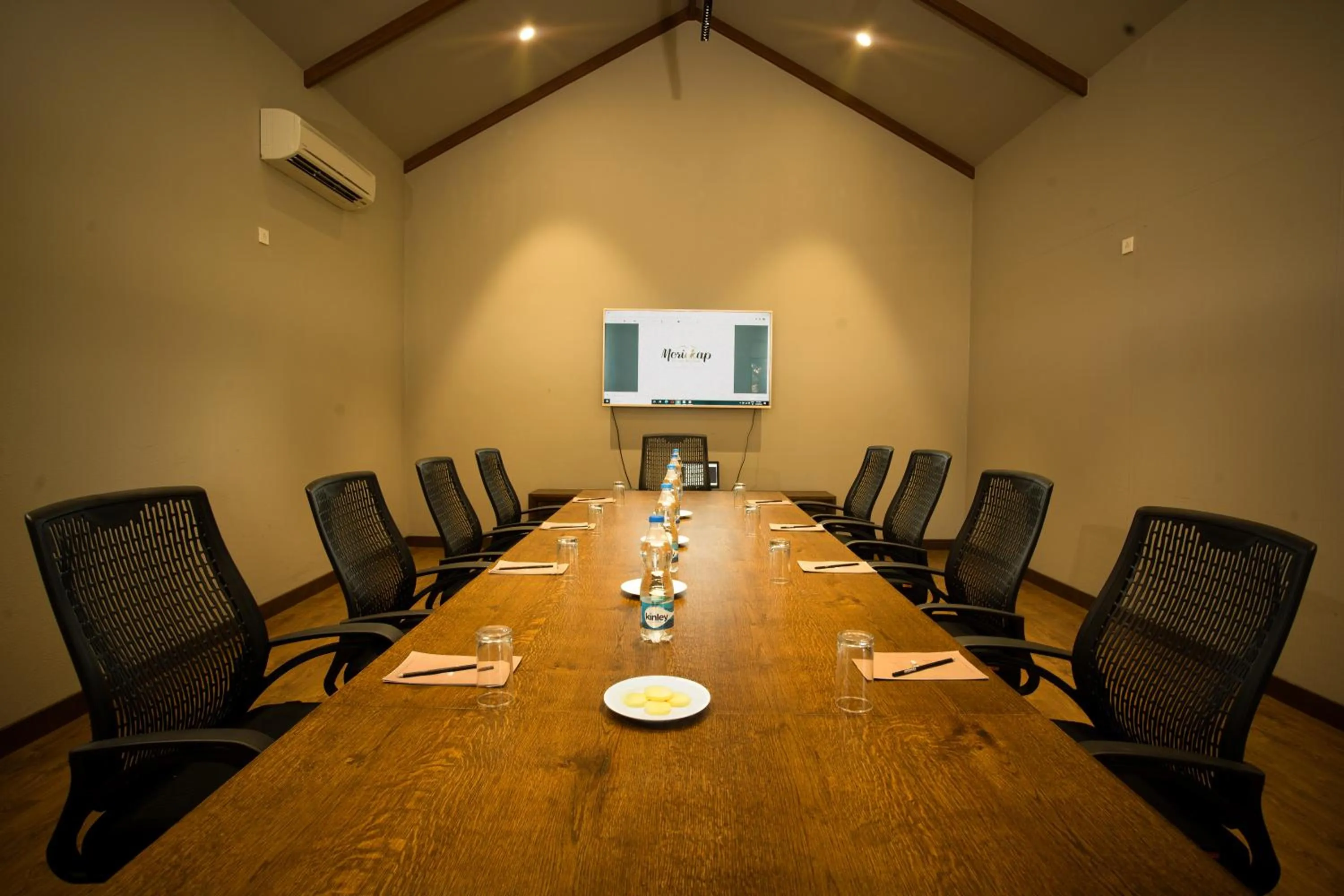 Business facilities in Morickap Resort