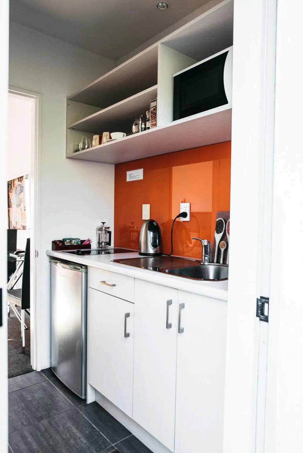 Kitchen or kitchenette in The Grange Motel