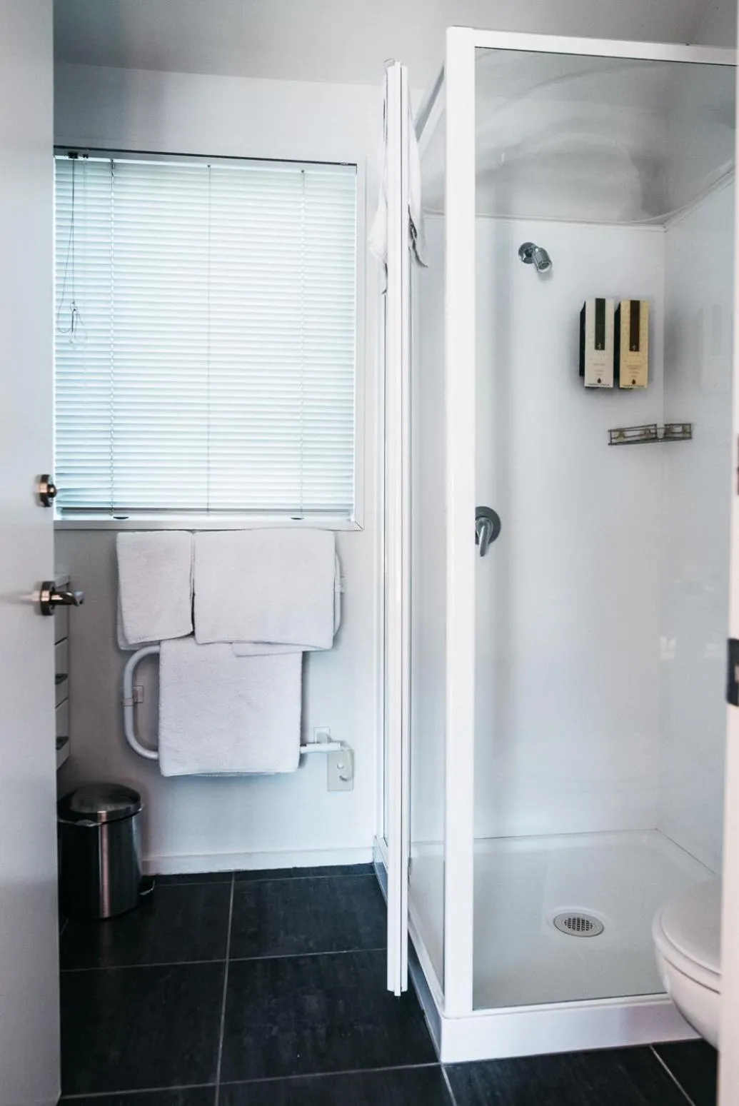 Bathroom in The Grange Motel