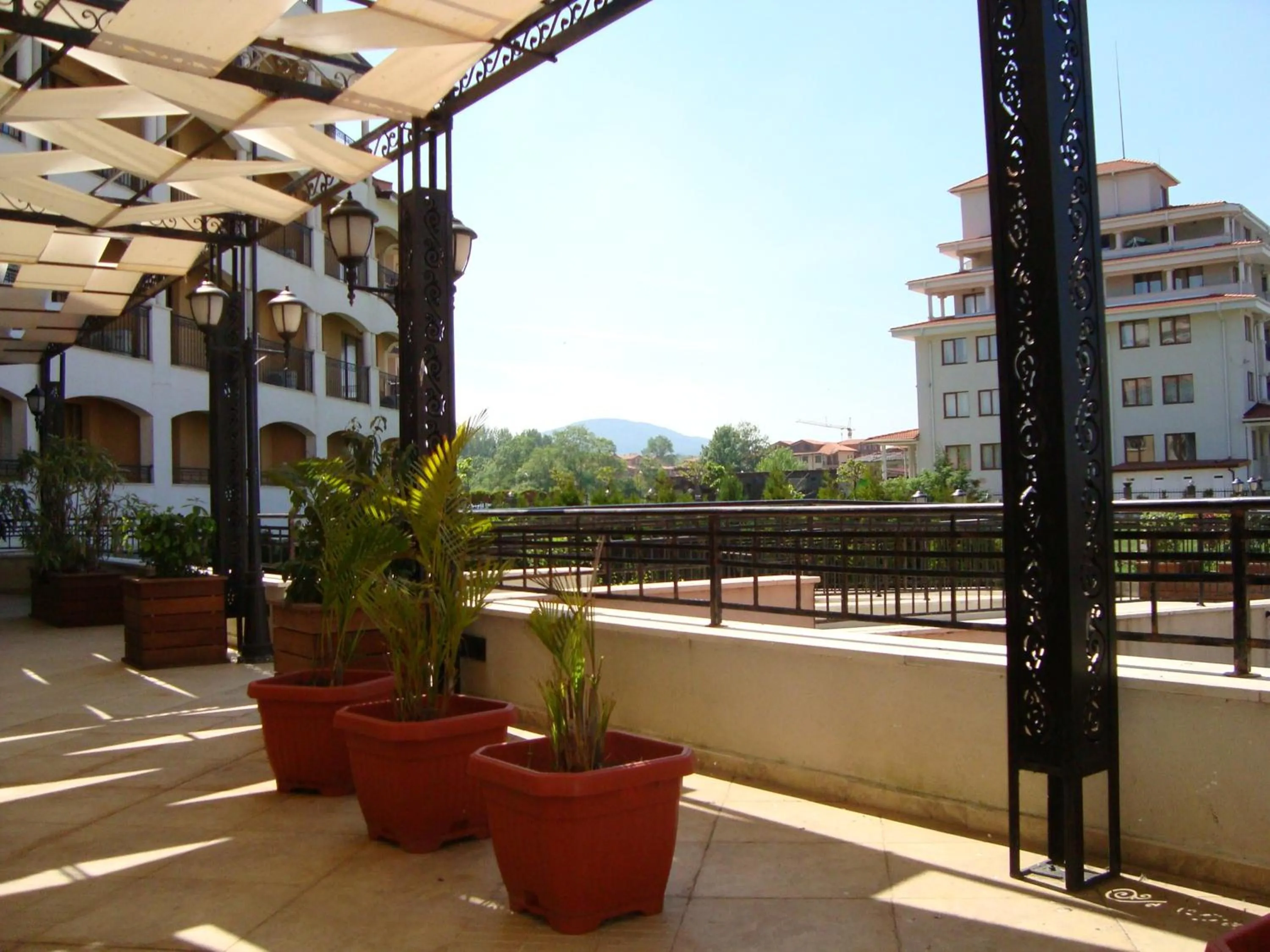 Decorative detail in Menada Nestinarka Apartments