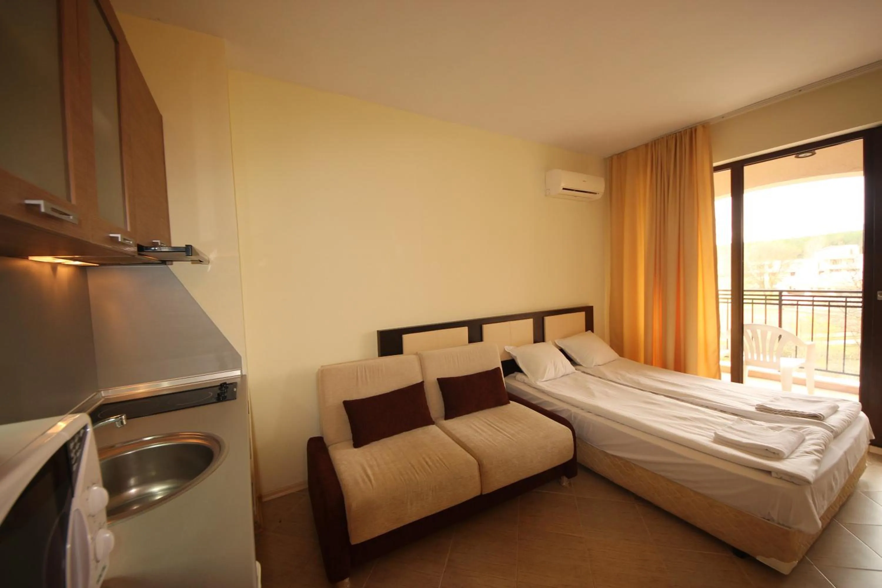 Bed in Menada Nestinarka Apartments