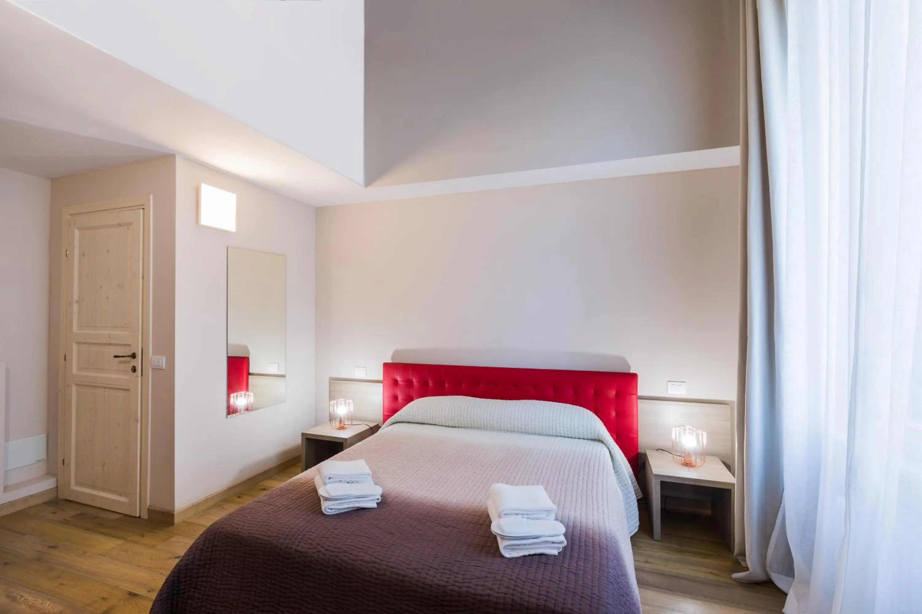 Bed in VRooms All'Angolo Del Duomo