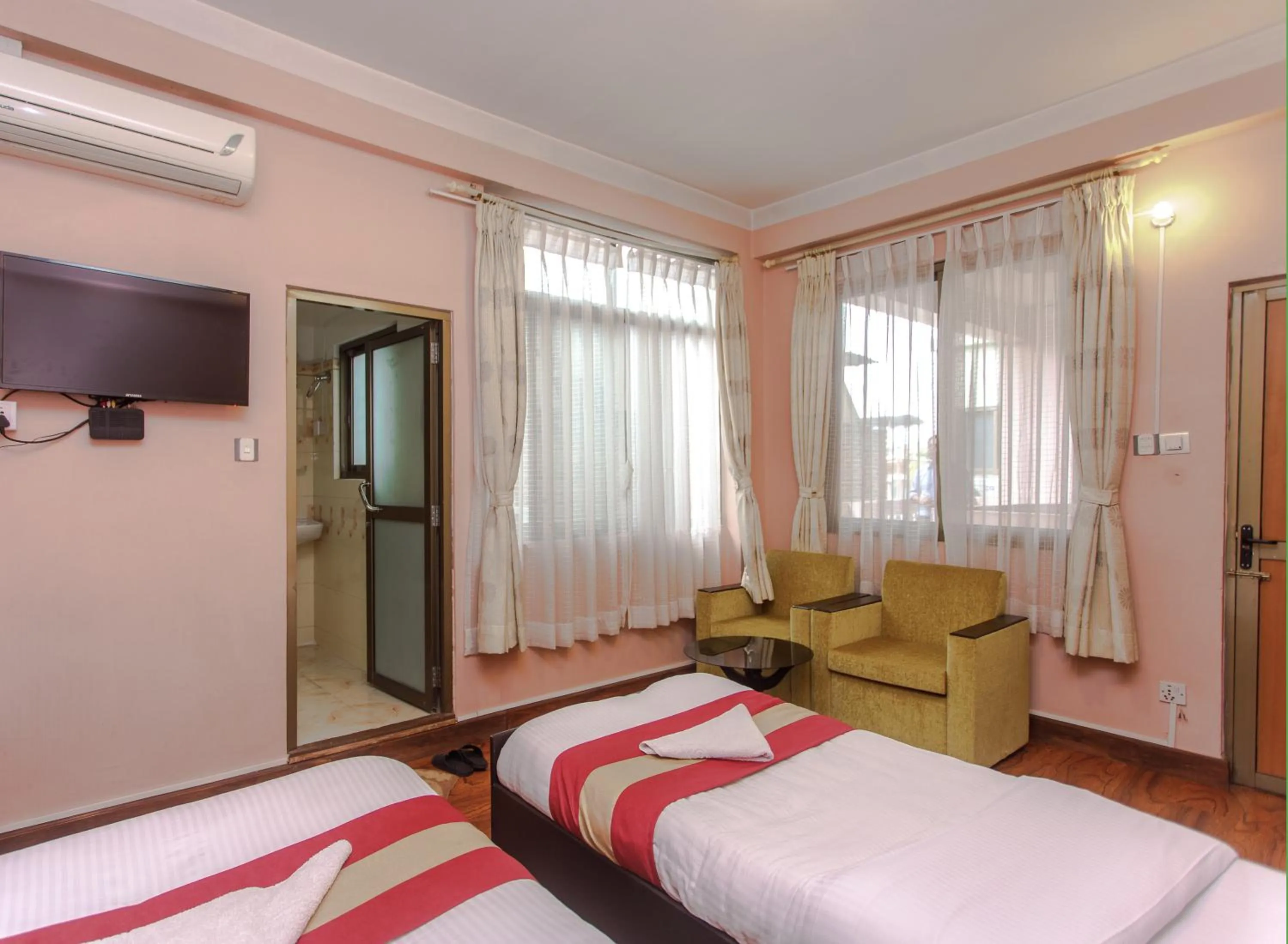 Bed in Hotel Nepalaya