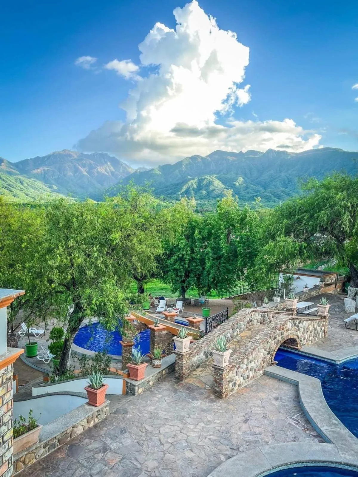Pool view in Álamos Bonito Resort