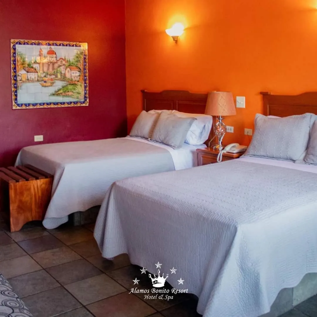 Bed in Álamos Bonito Resort