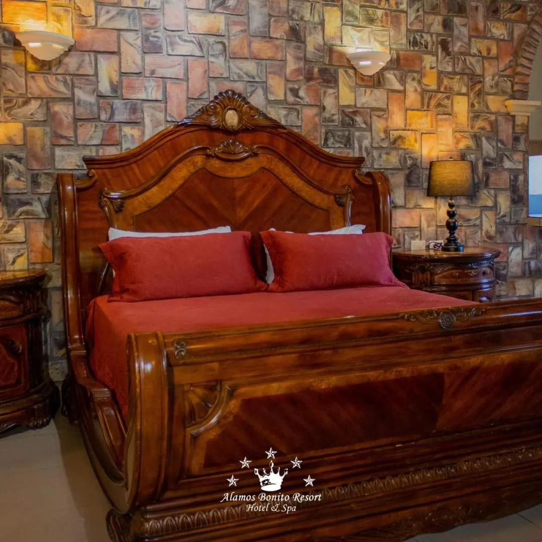 Bed in Álamos Bonito Resort