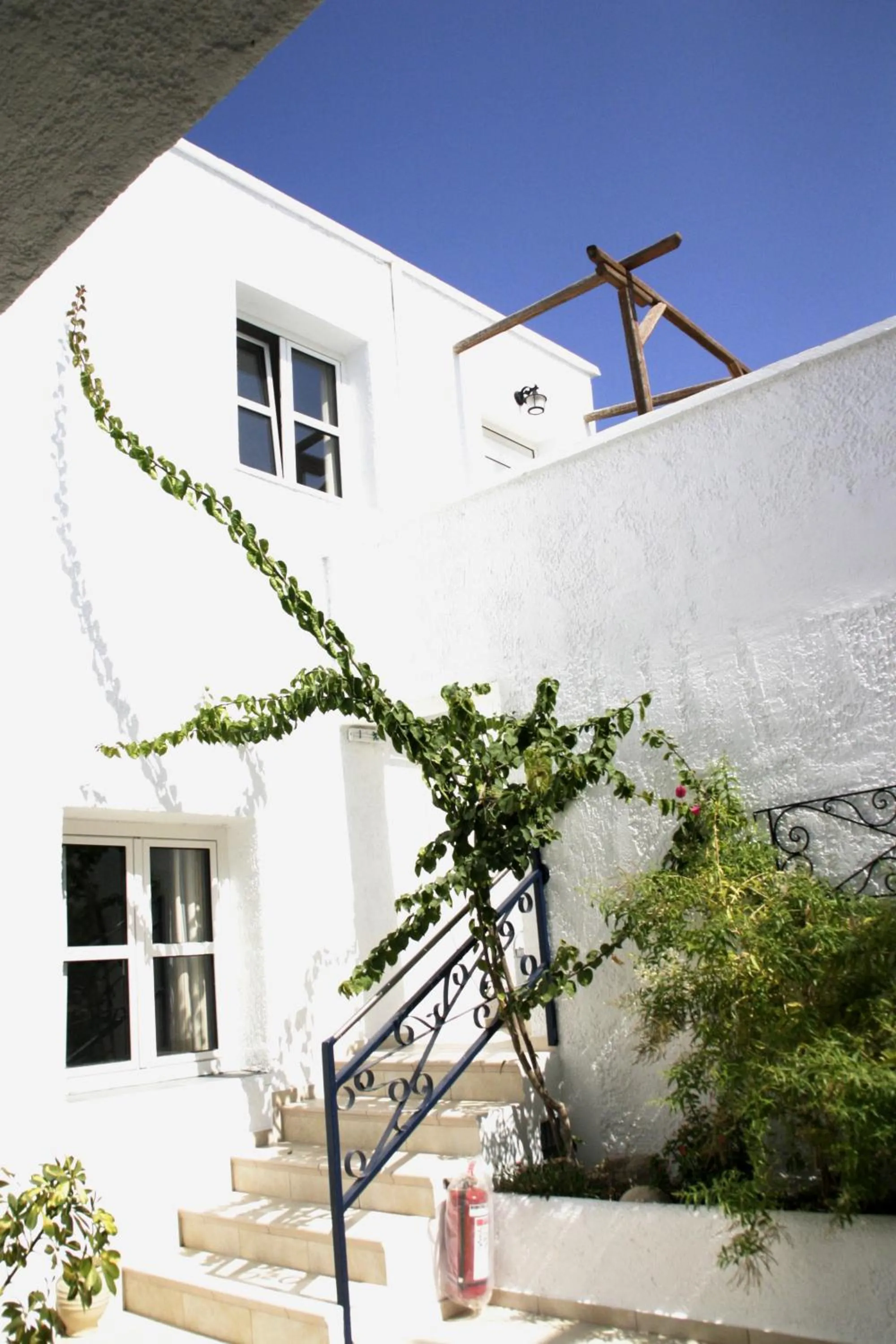Facade/entrance in Giannoulis Hotel