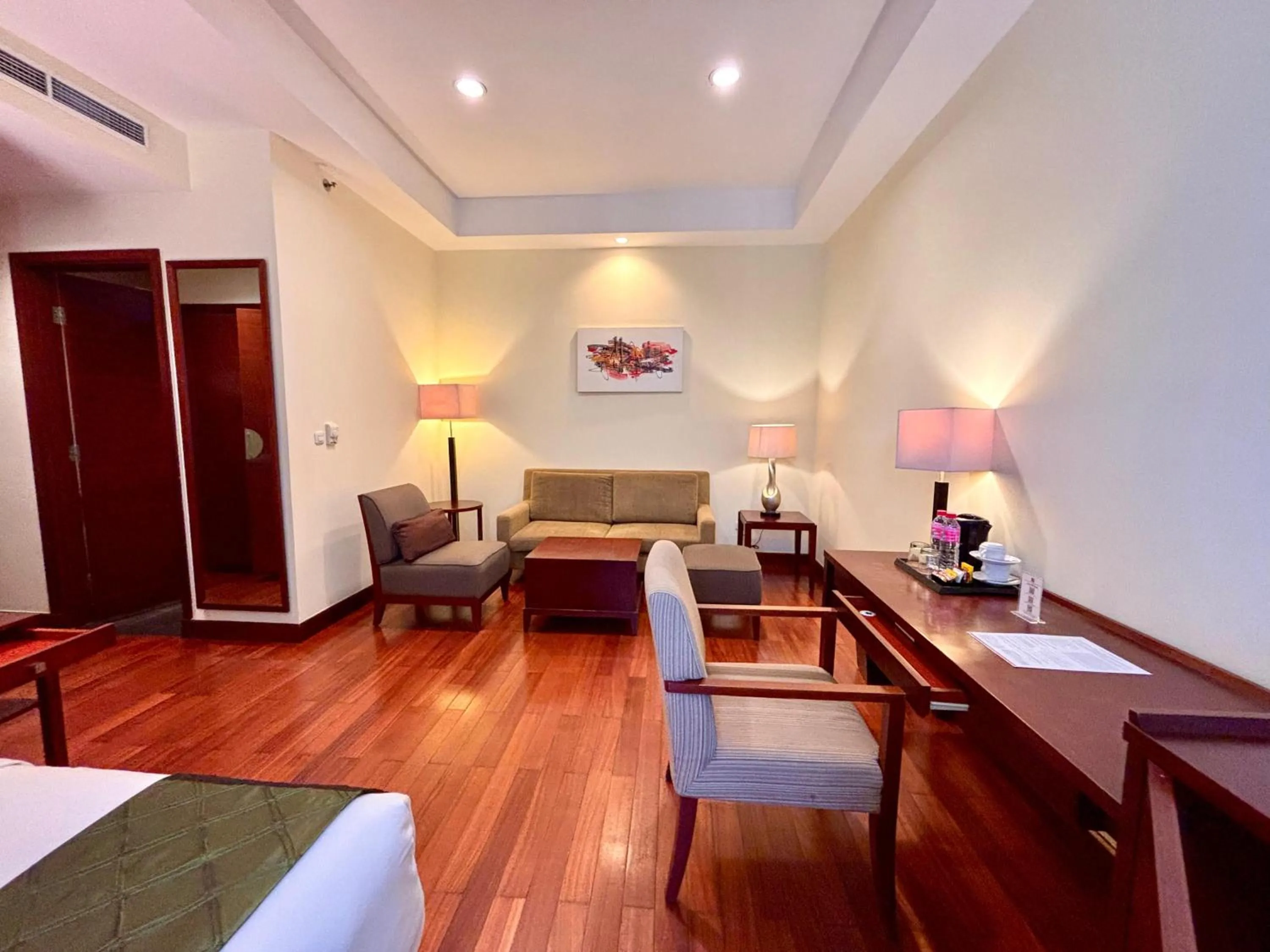 Living room in Manado Quality Hotel