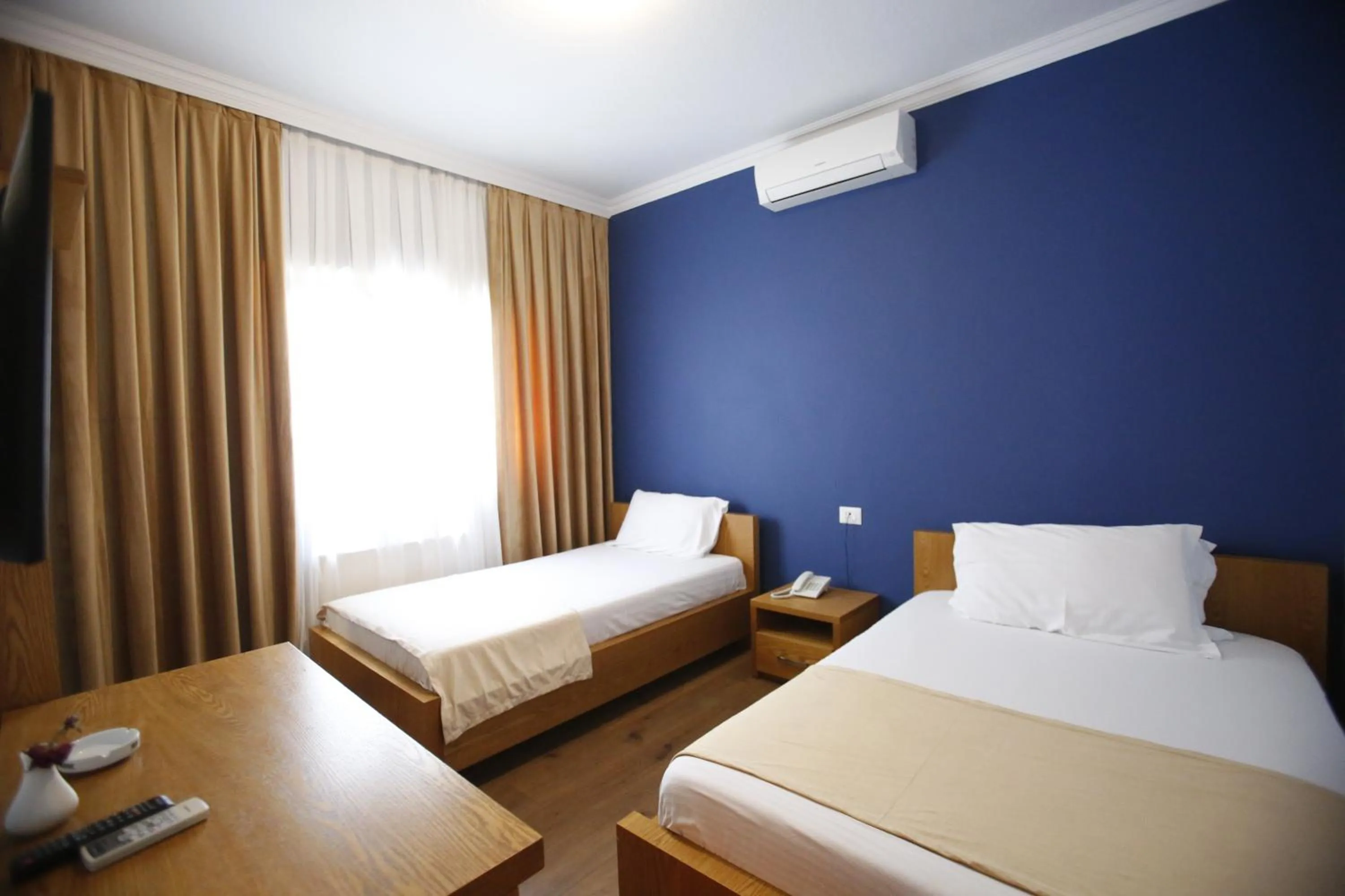 Bed in Hotel Akropoli