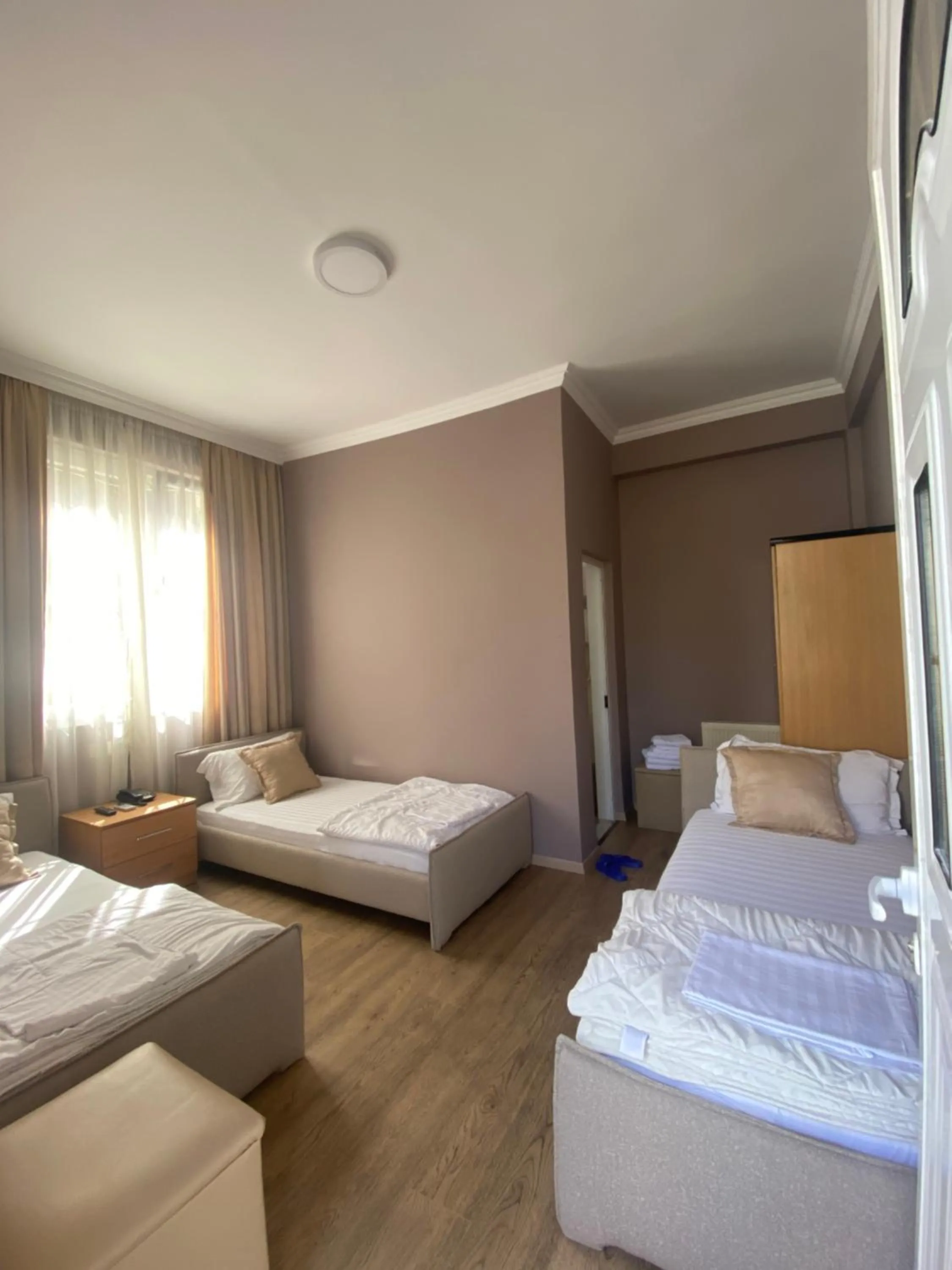Bed in Hotel Akropoli