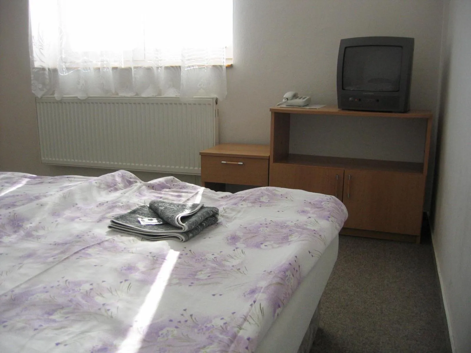 Bed in Hotel Morava