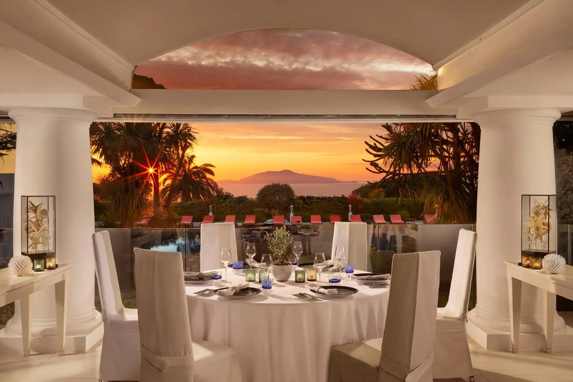 Restaurant/places to eat in Jumeirah Capri Palace Restaurant/places to eat in Jumeirah Capri Palace