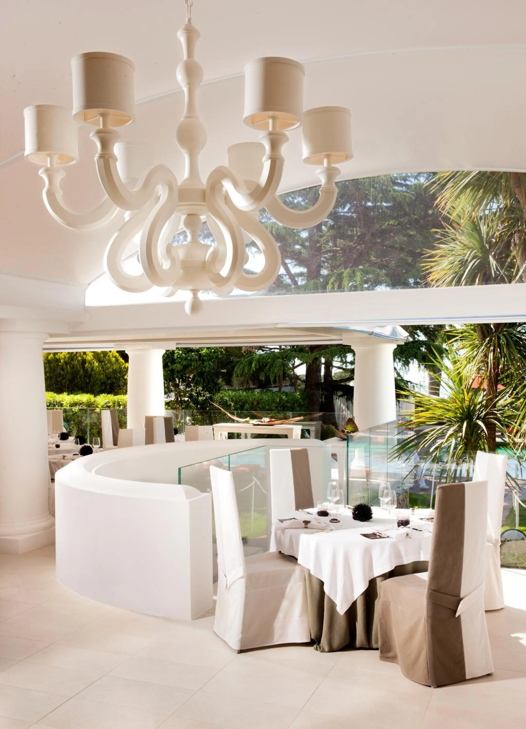 Restaurant/places to eat in Jumeirah Capri Palace