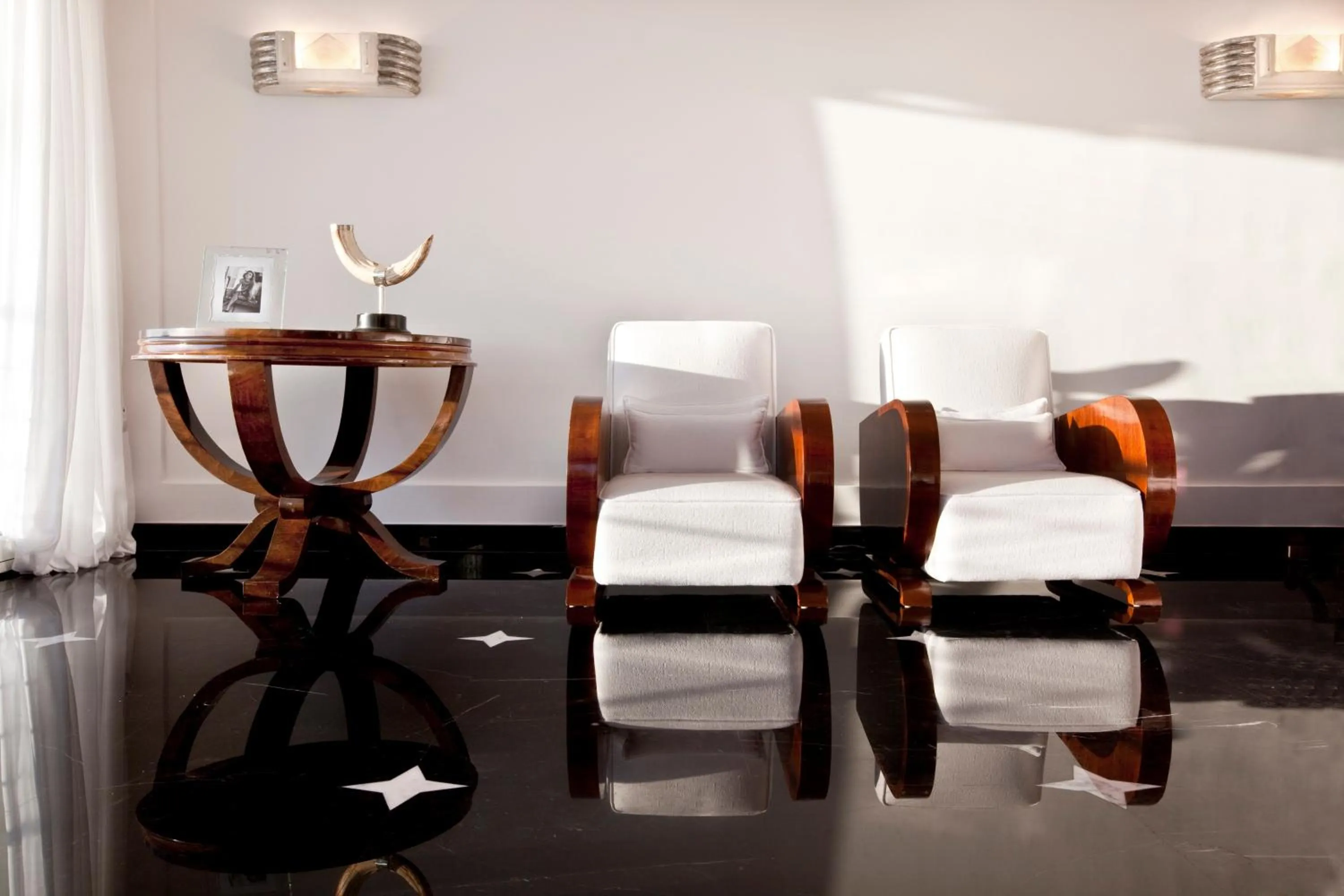 Living room in Jumeirah Capri Palace