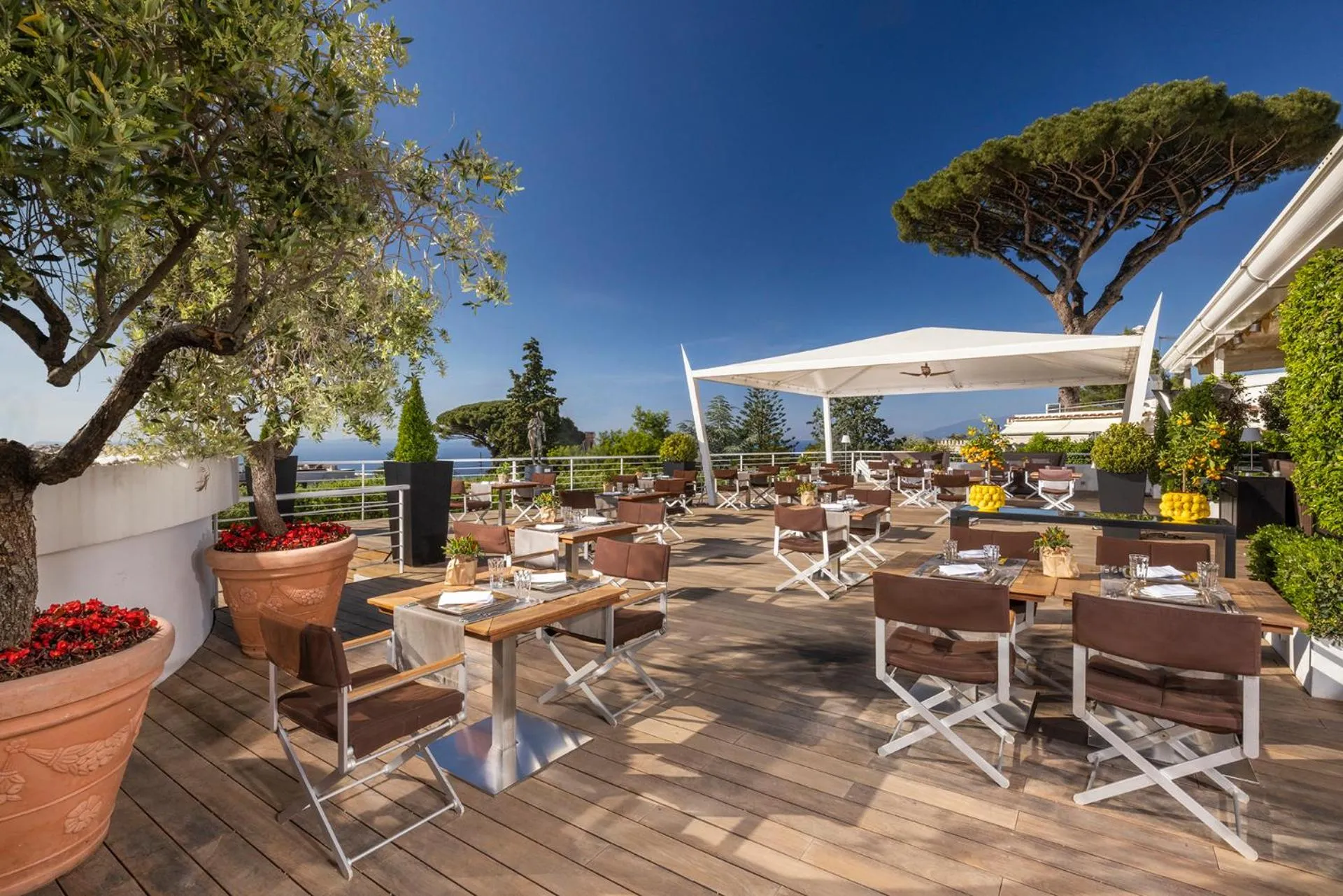 Restaurant/places to eat in Jumeirah Capri Palace