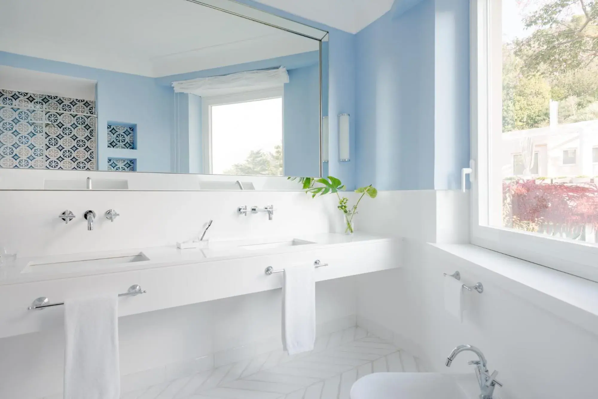 Superior Double Garden Side Room in Jumeirah Capri Palace Superior Double Garden Side Room in Jumeirah Capri Palace