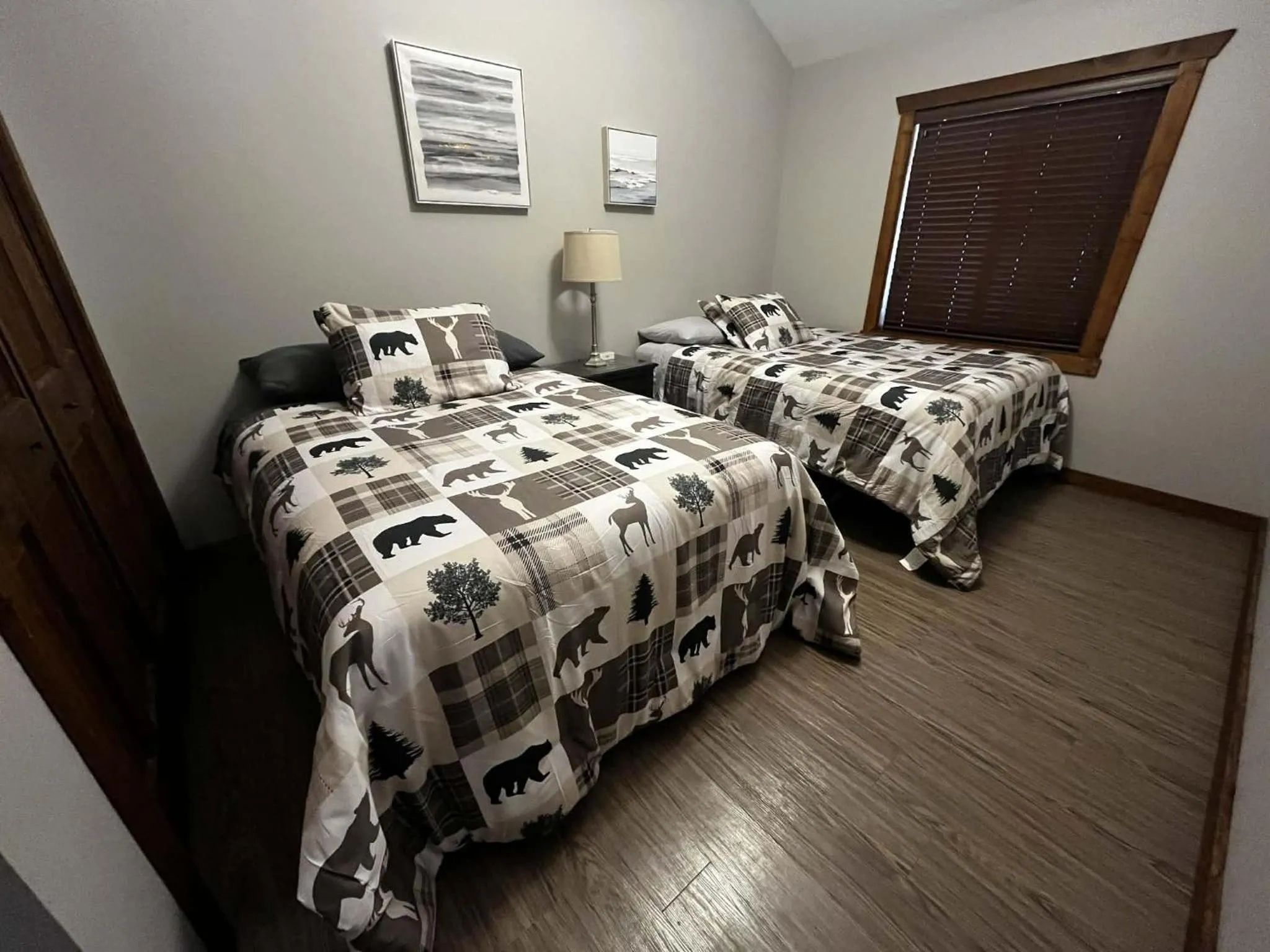 Floor plan, Bed in Wolf Den