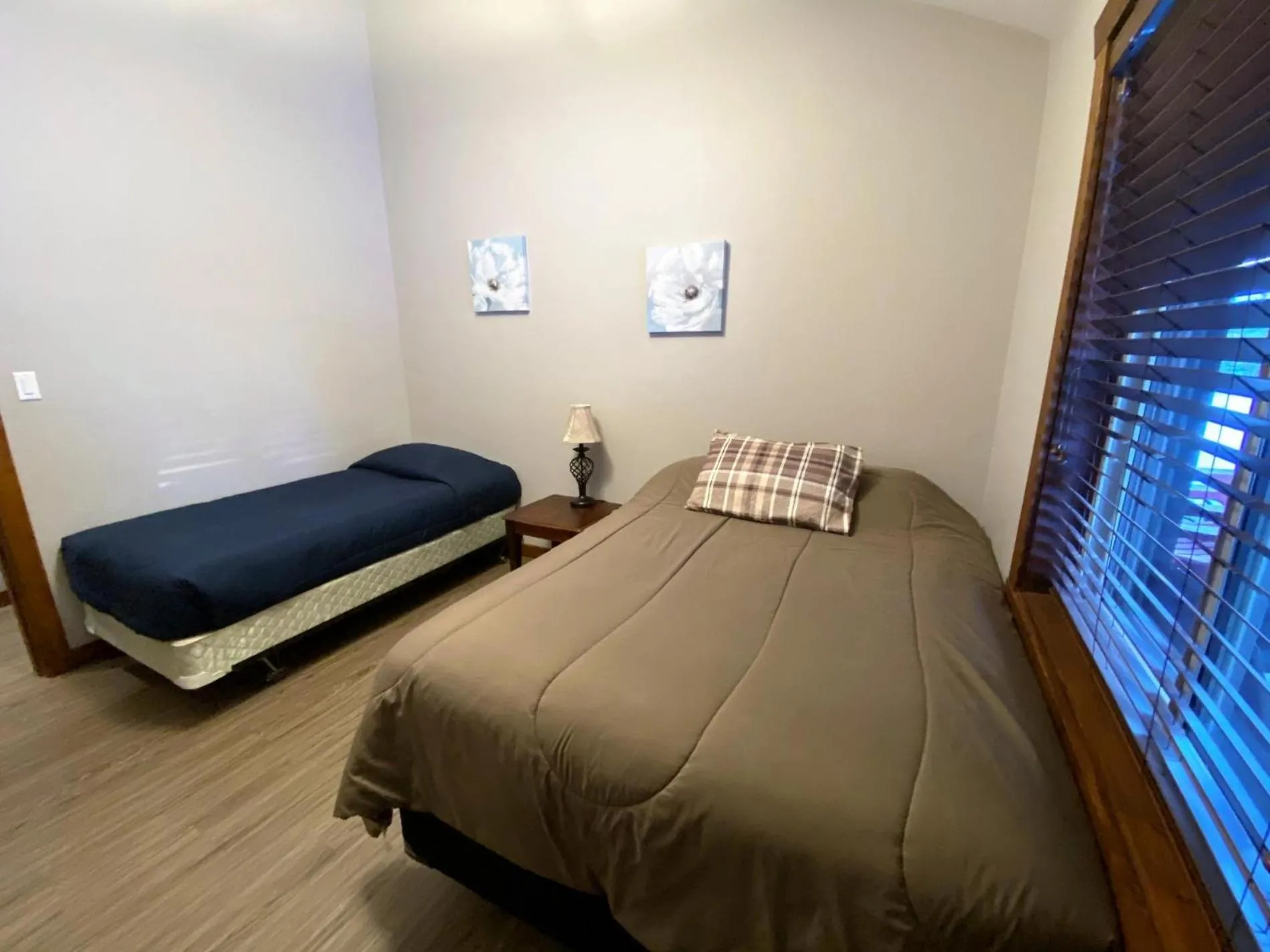 Floor plan, Bed in Wolf Den