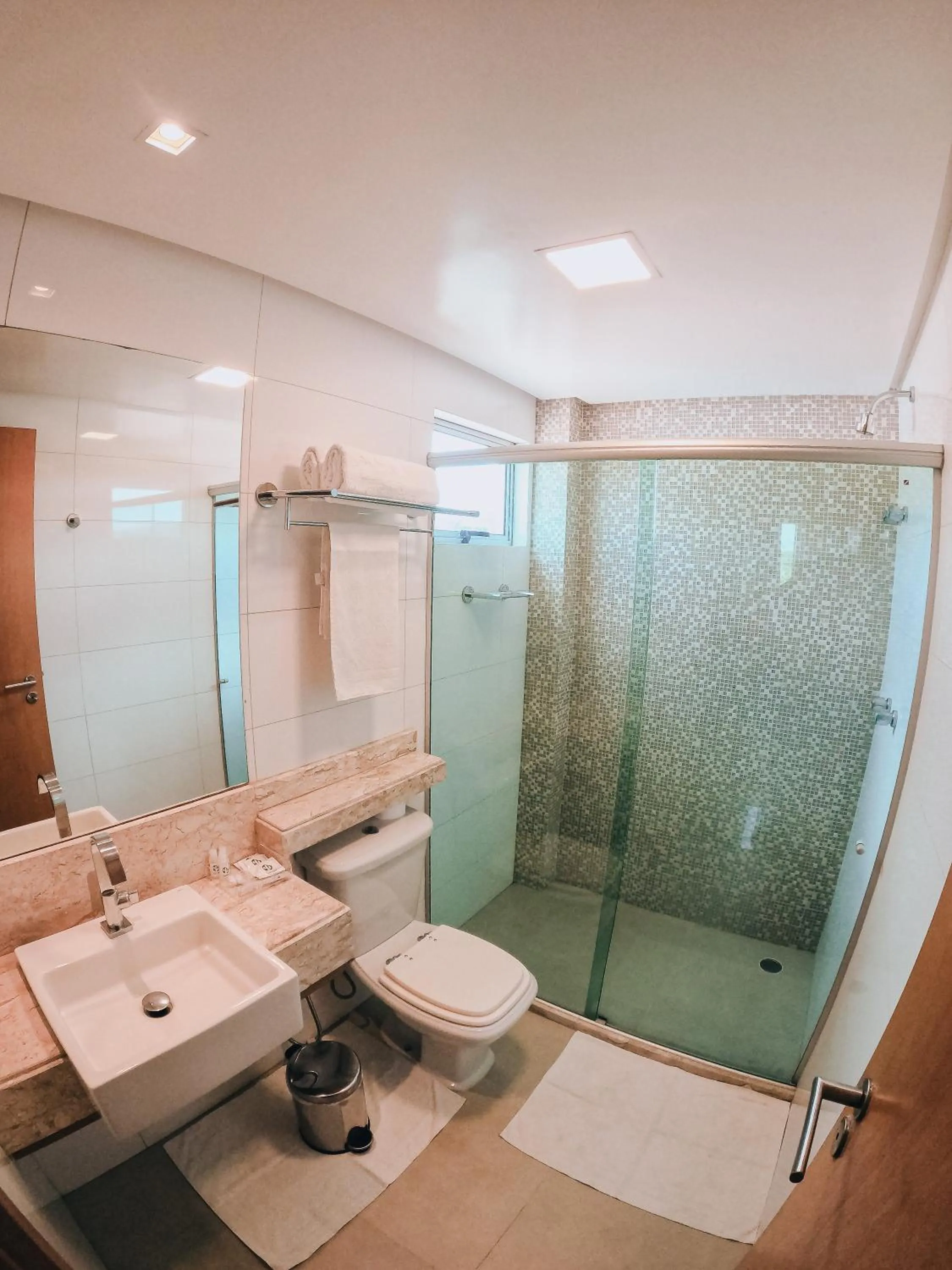 Shower in Hotel do Sertão